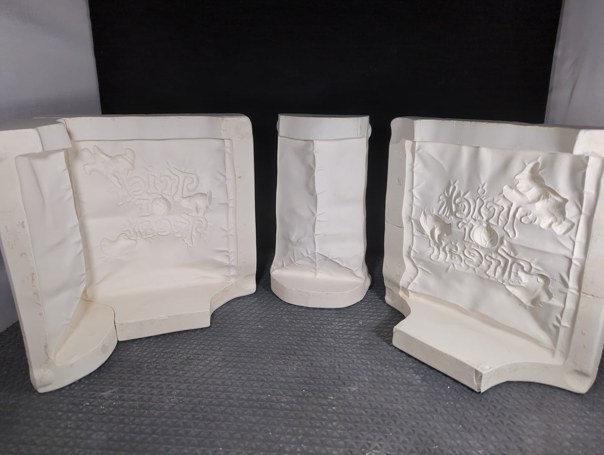 CM1335 - NM-1332 Nowell's Treat or Treat Bag Mold