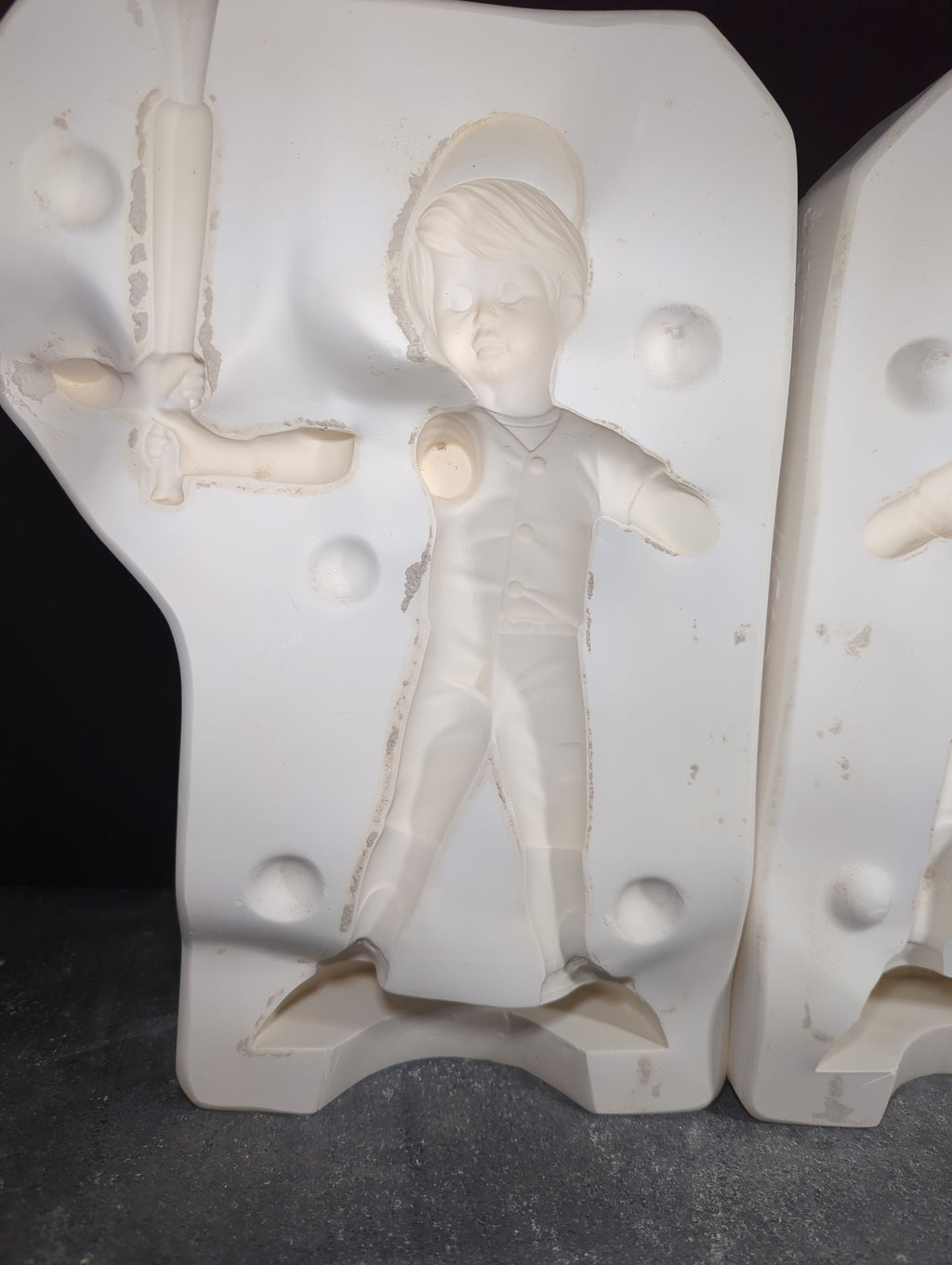 CM0088 - J1523 Clay Magic White Baseball Player Boy