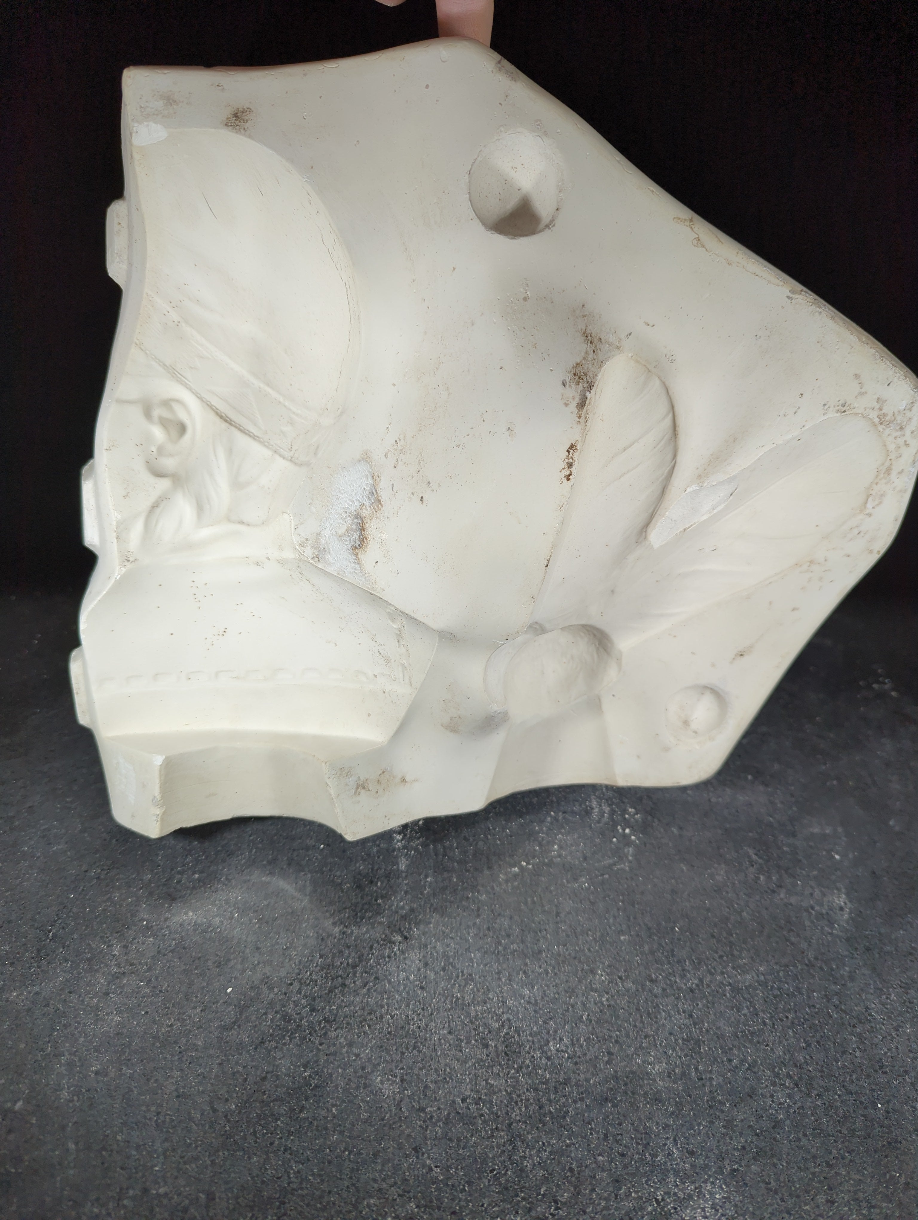 CM0084 - P255 Provincial Indian Feather Boy