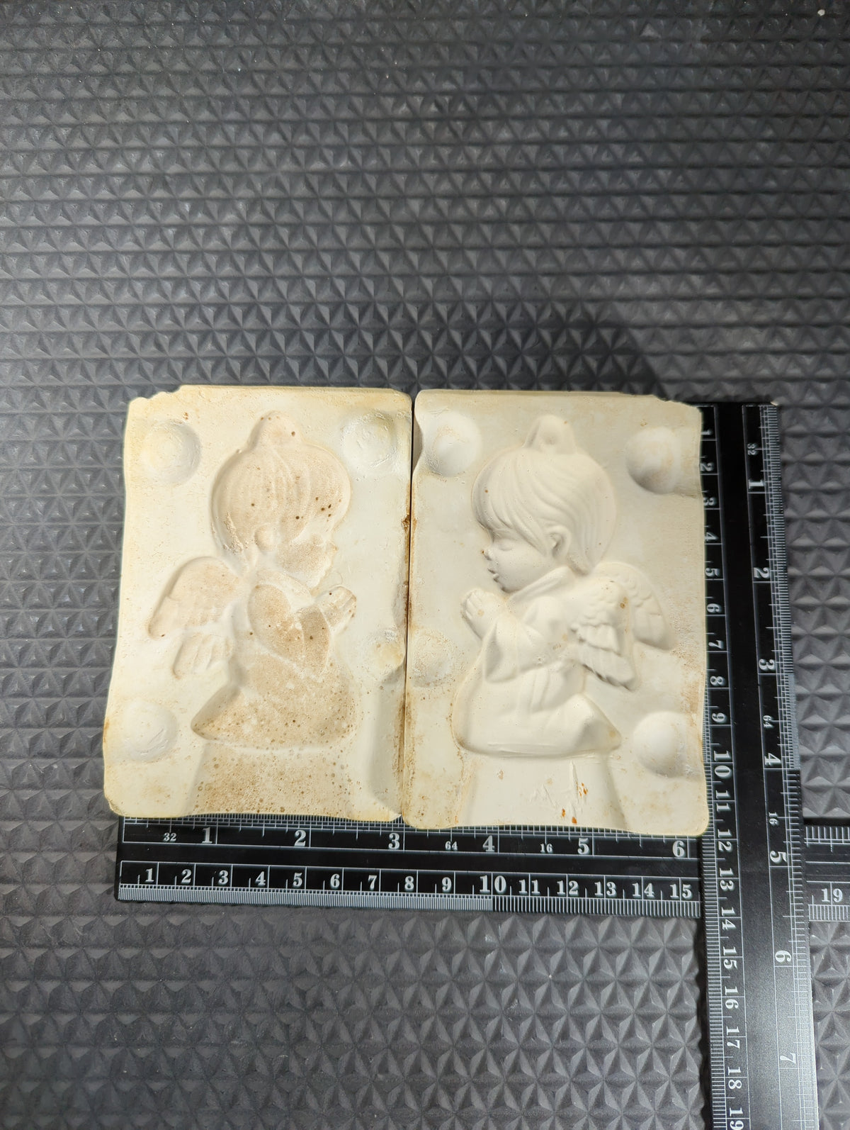 CM1399 - A-75 Alberta's Praying Girl Ornament Mold