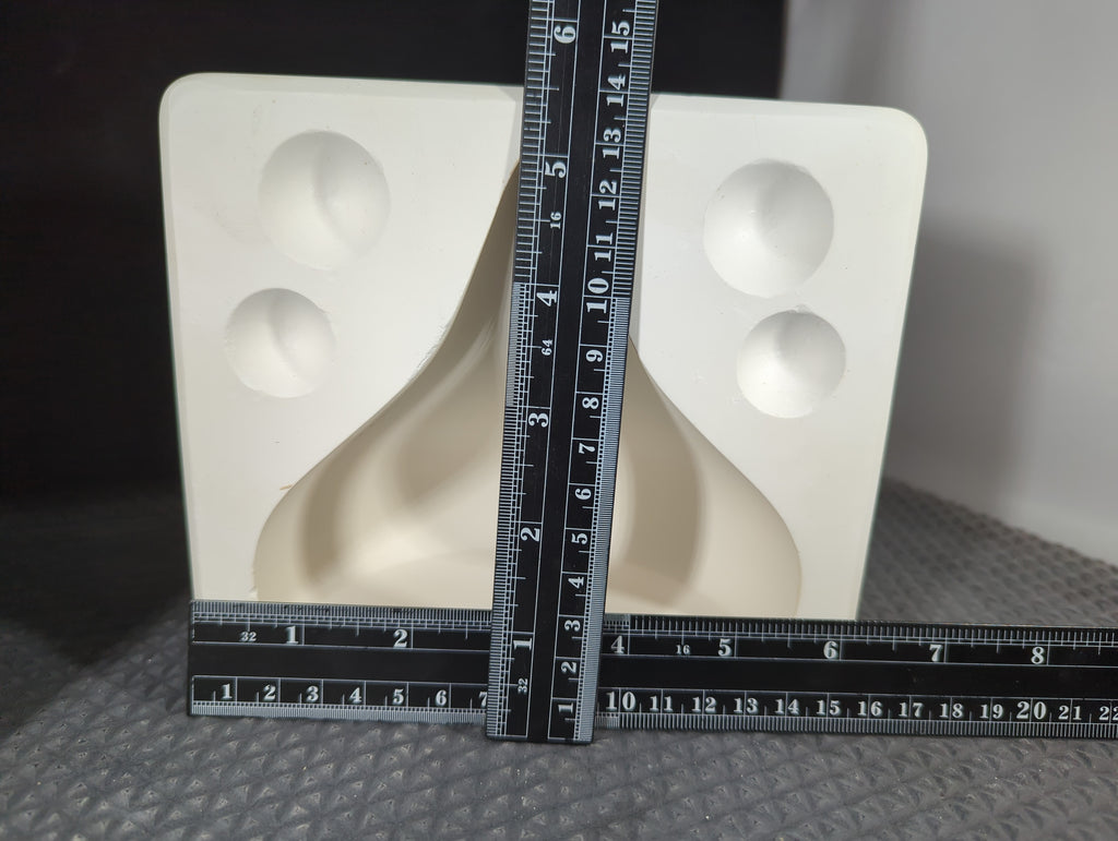 CM1331 - R803 Chocolate Kiss Bank Mold