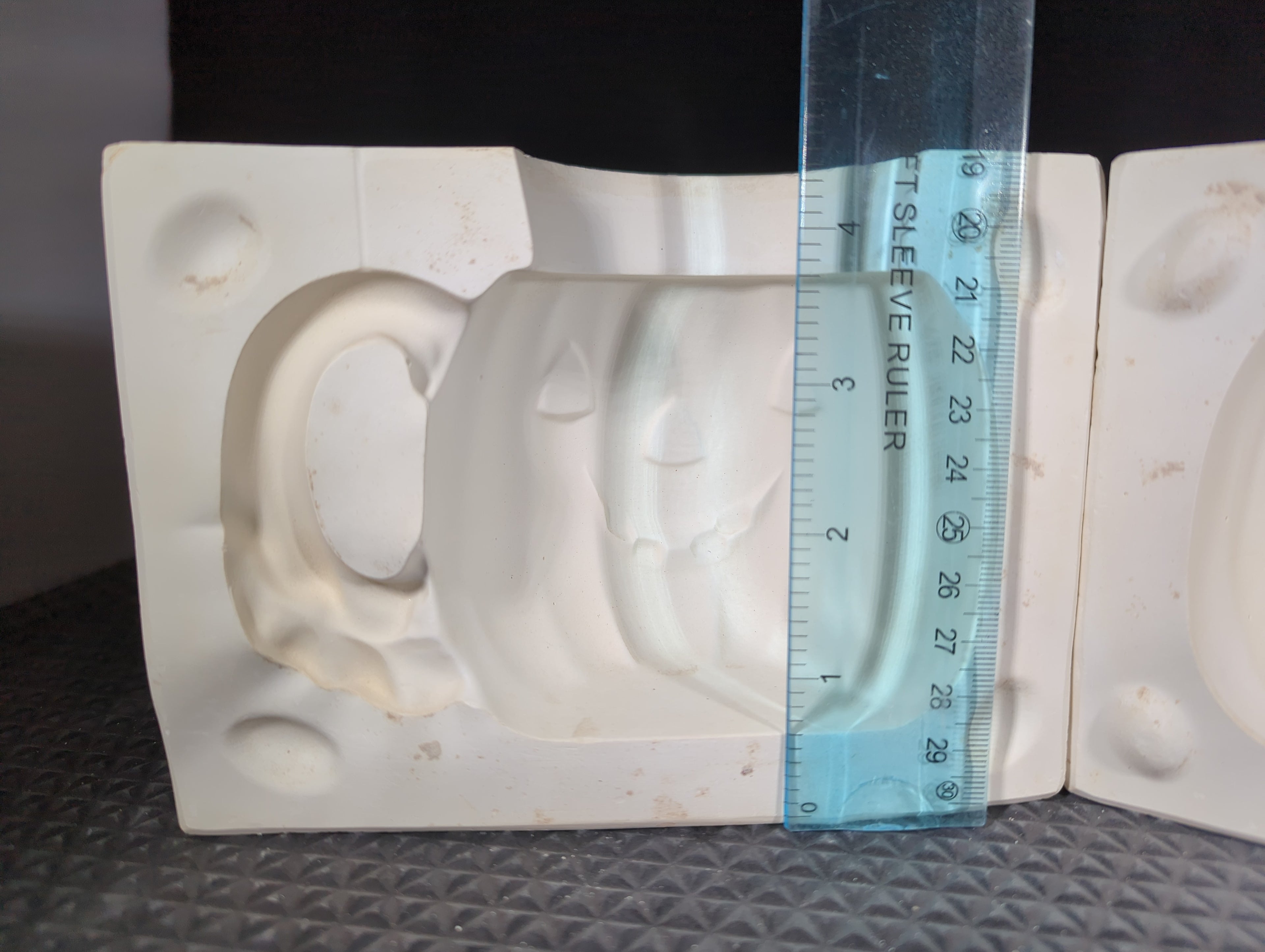 CM0323 - 1681 A Jodi Mold Pumpkin Mug