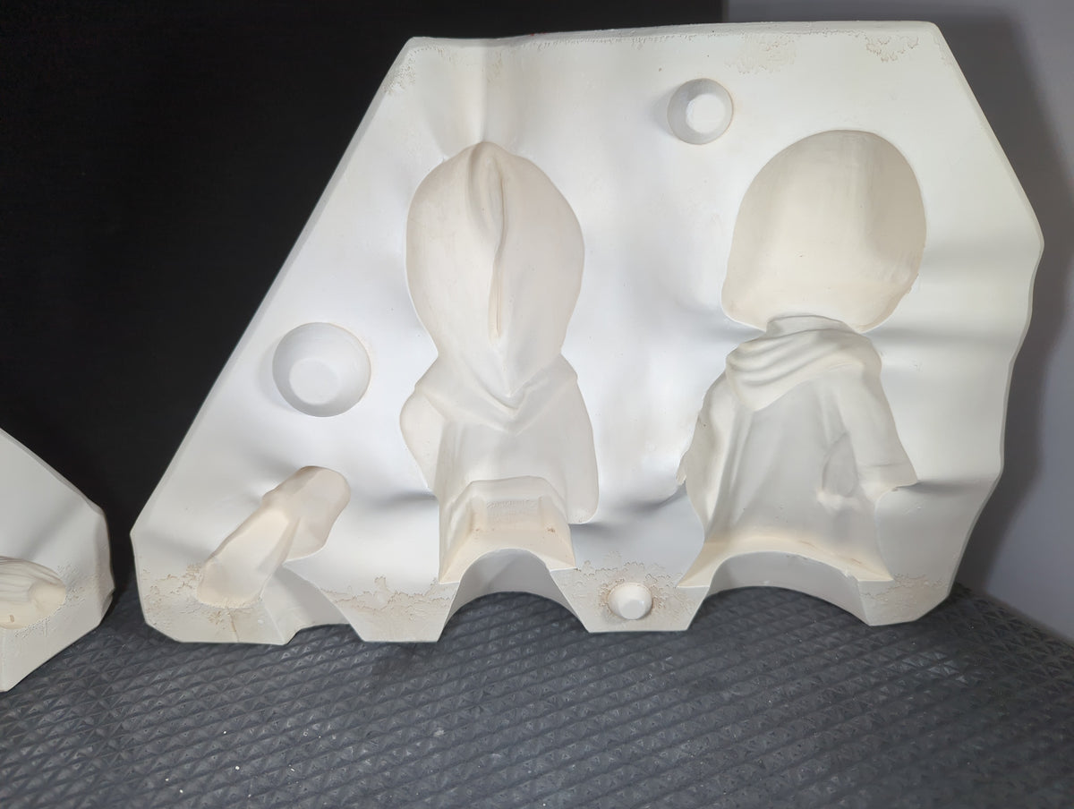 CM1268 - DM 65D Duncan Sweet Pretenders Nativity Scene - Mary, Joseph and Baby Mold 1 of 6