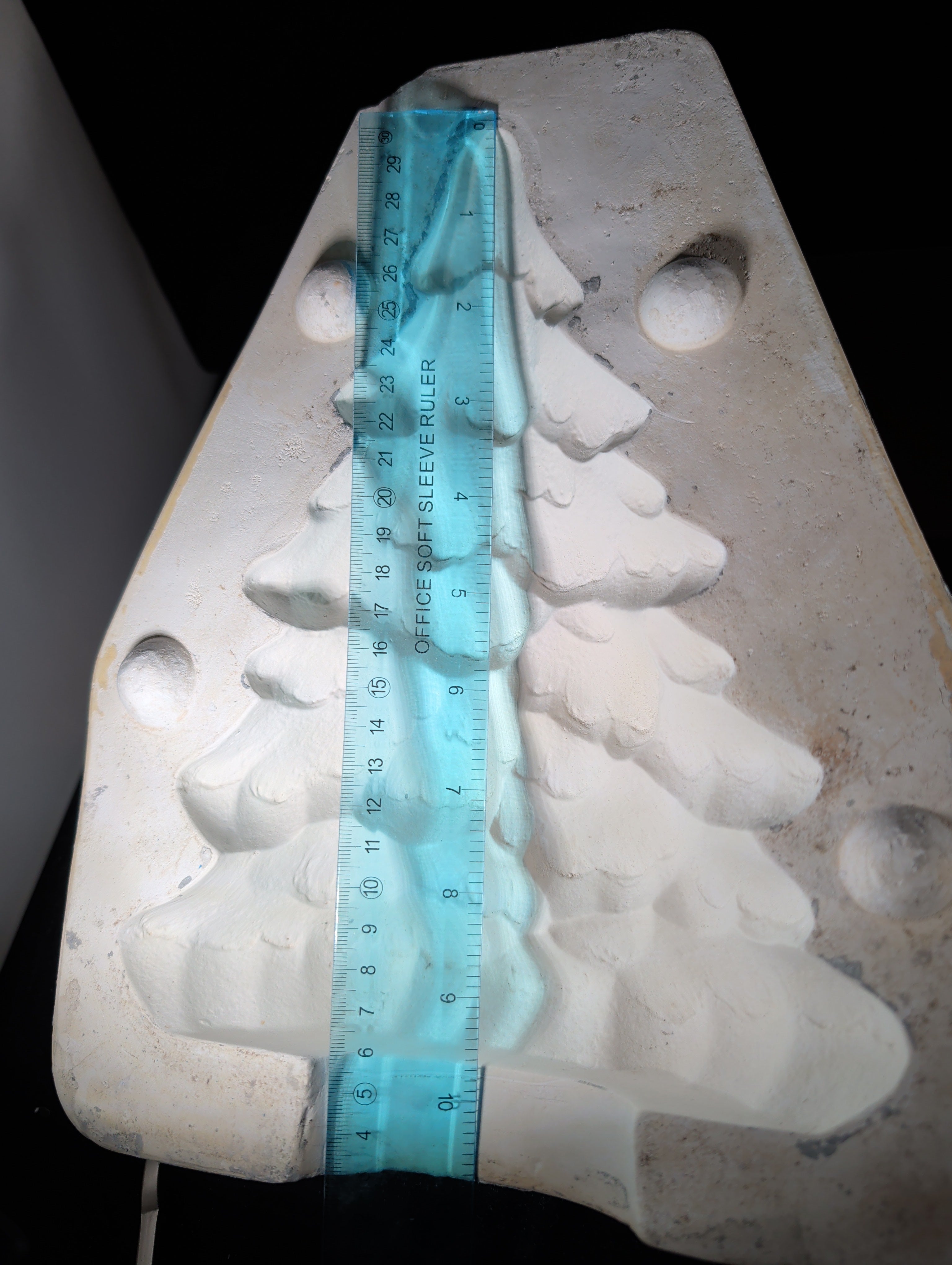 CM0042 - J505 Clay Magic Christmas Tree Sill Sitter