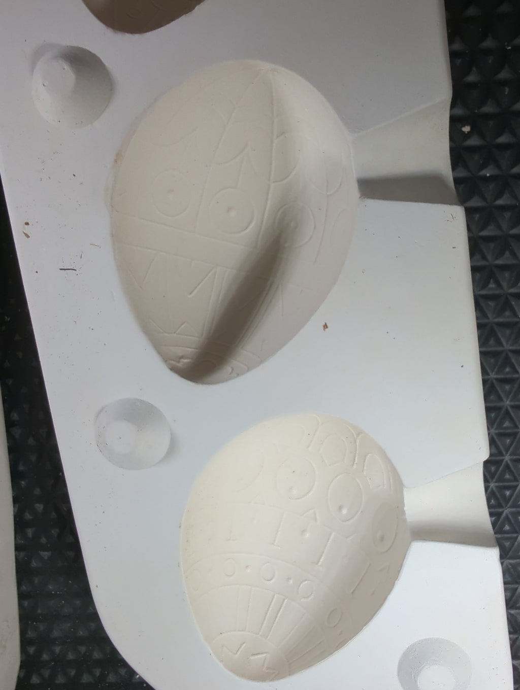 CM0279 - A89 Scioto Decorated Easter Eggs