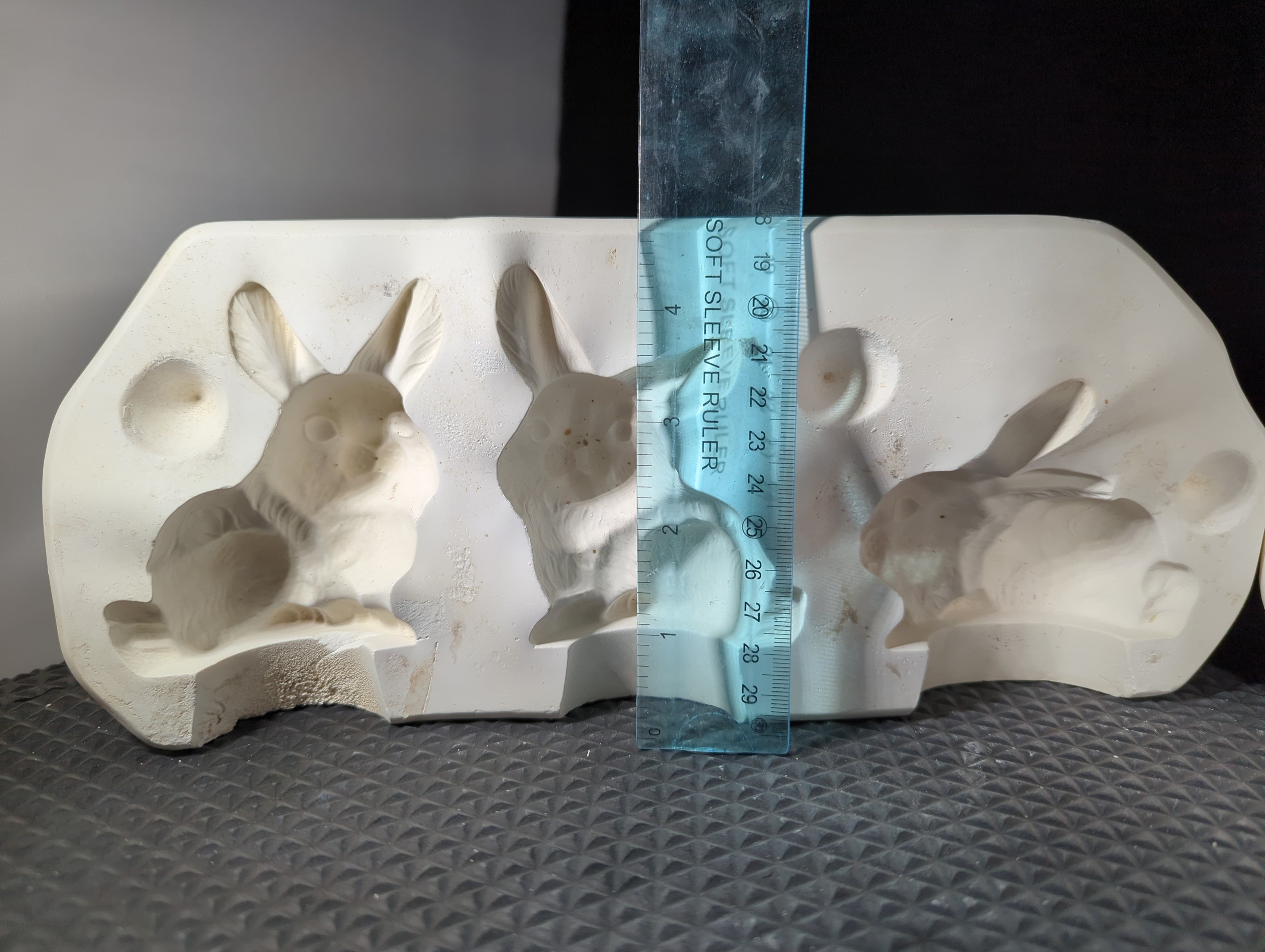 CM0487 - S-306 Scioto Three Little Rabbits