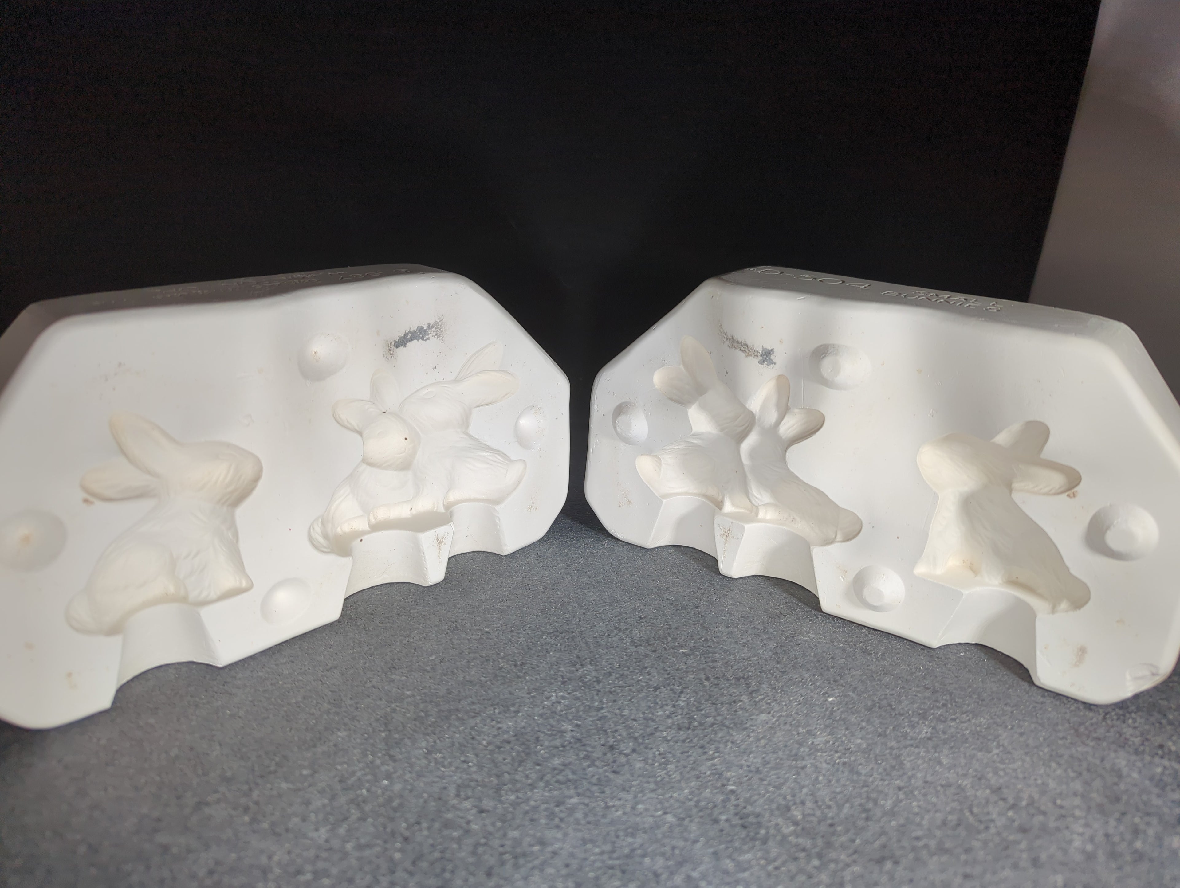 CM0181 - D-504 Dona Small Bunnies