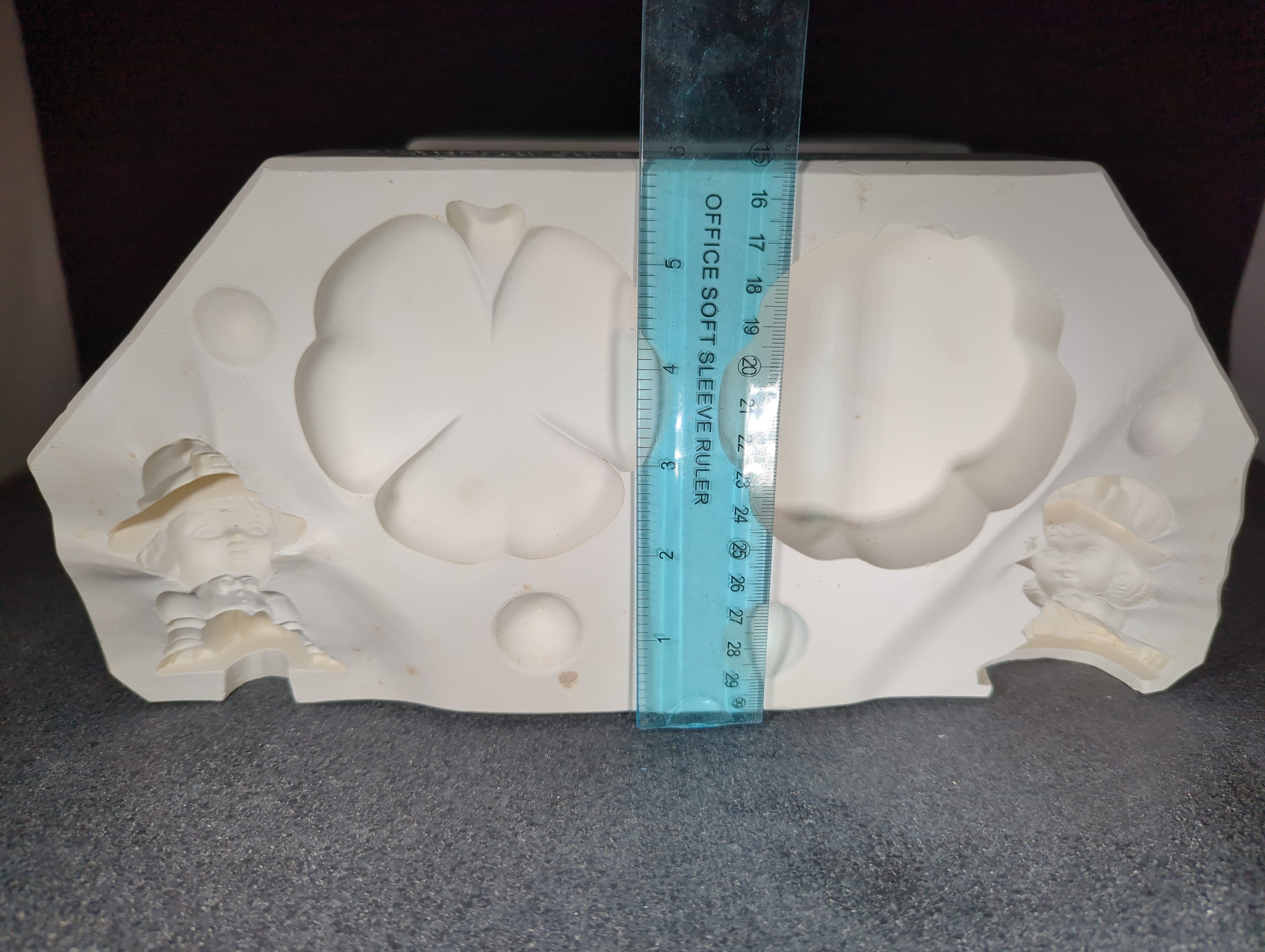 CM0179 - DM 387B Duncan Shamrock Box