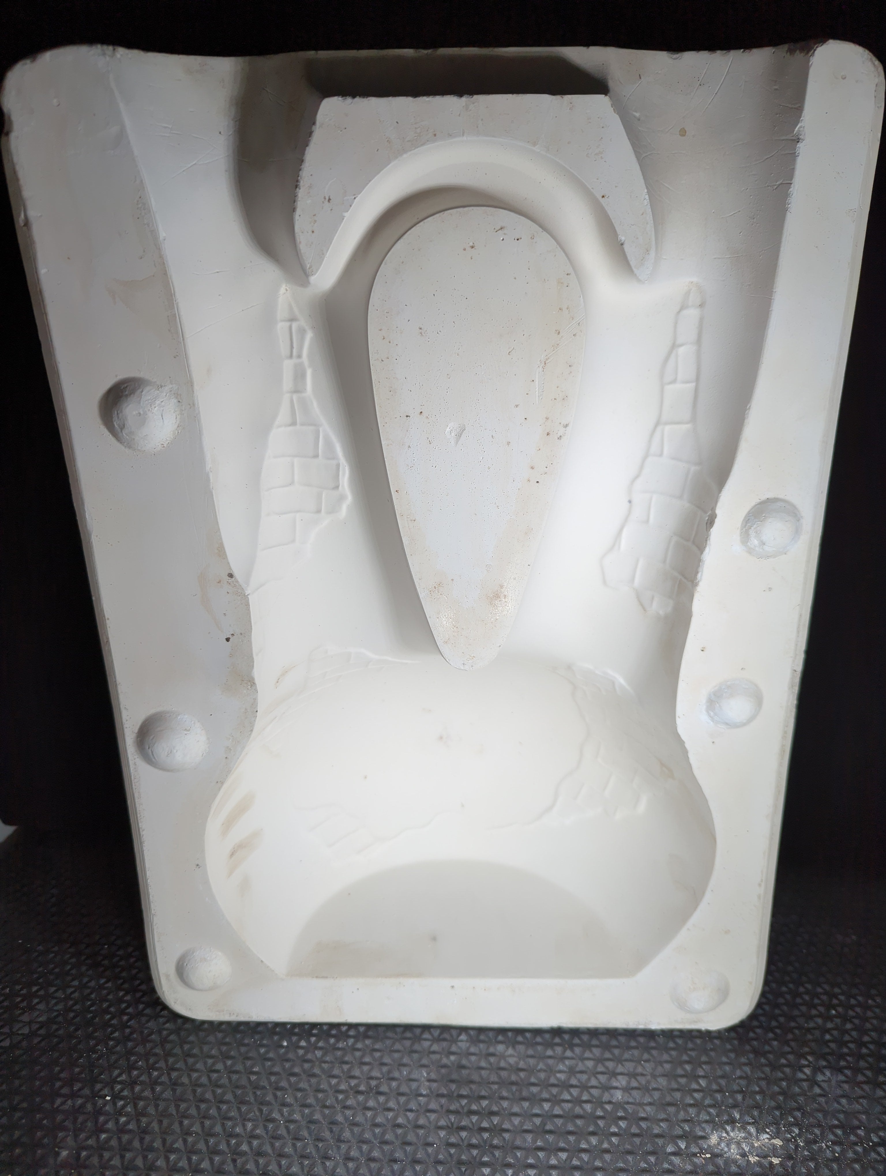 CM0301 - AR-680 Amaco Indian Drinking Vessel