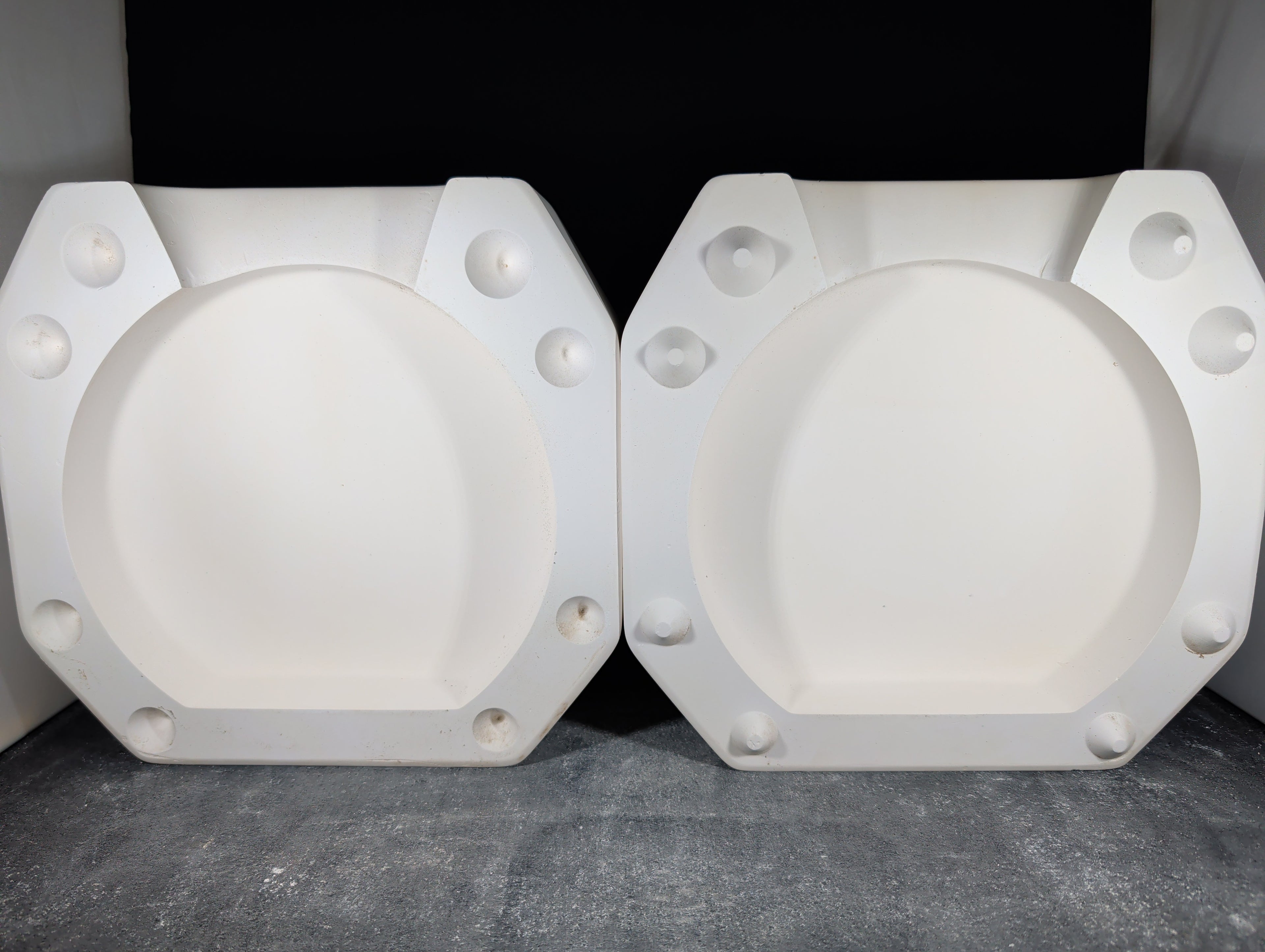 CM0119 - Jk-479 Jay-Kay 8" Plain Round Vase