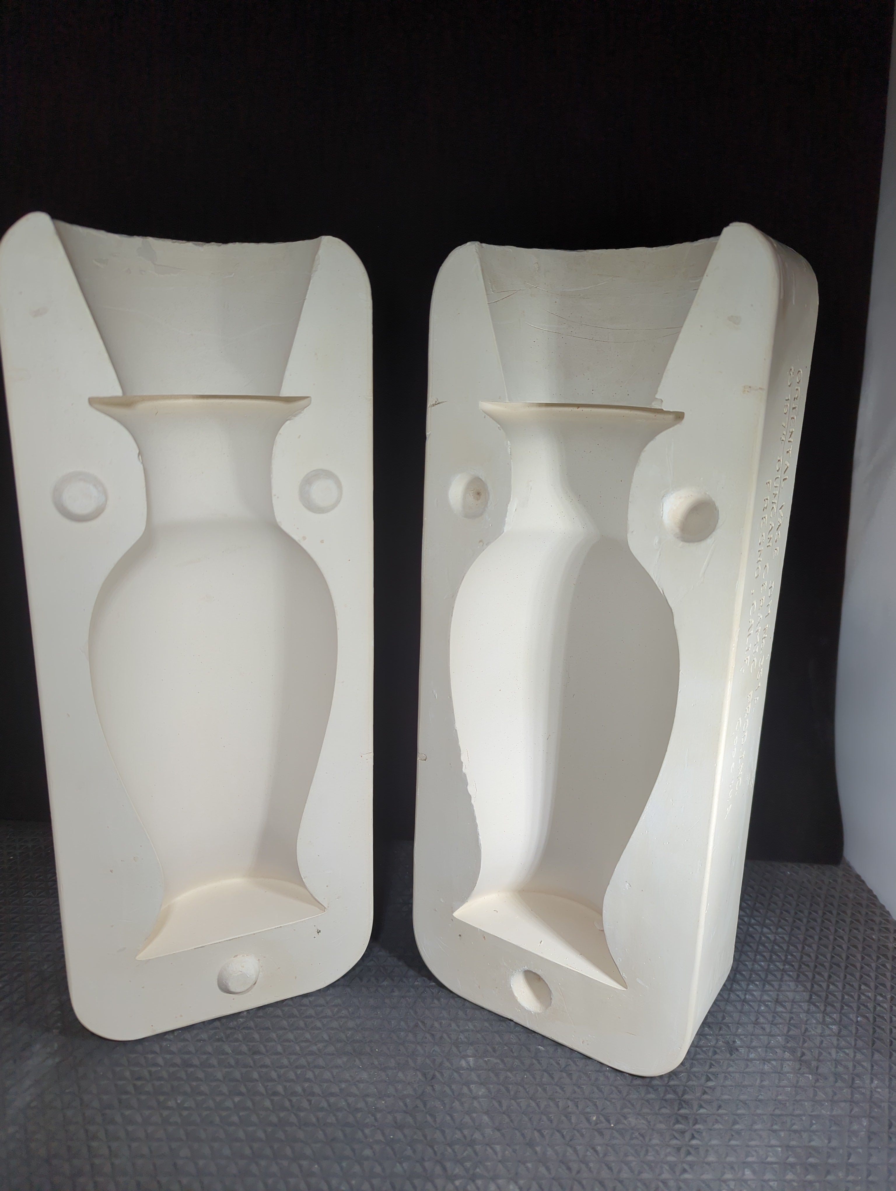 CM0801 - DM 351A Duncan Oriental Vase