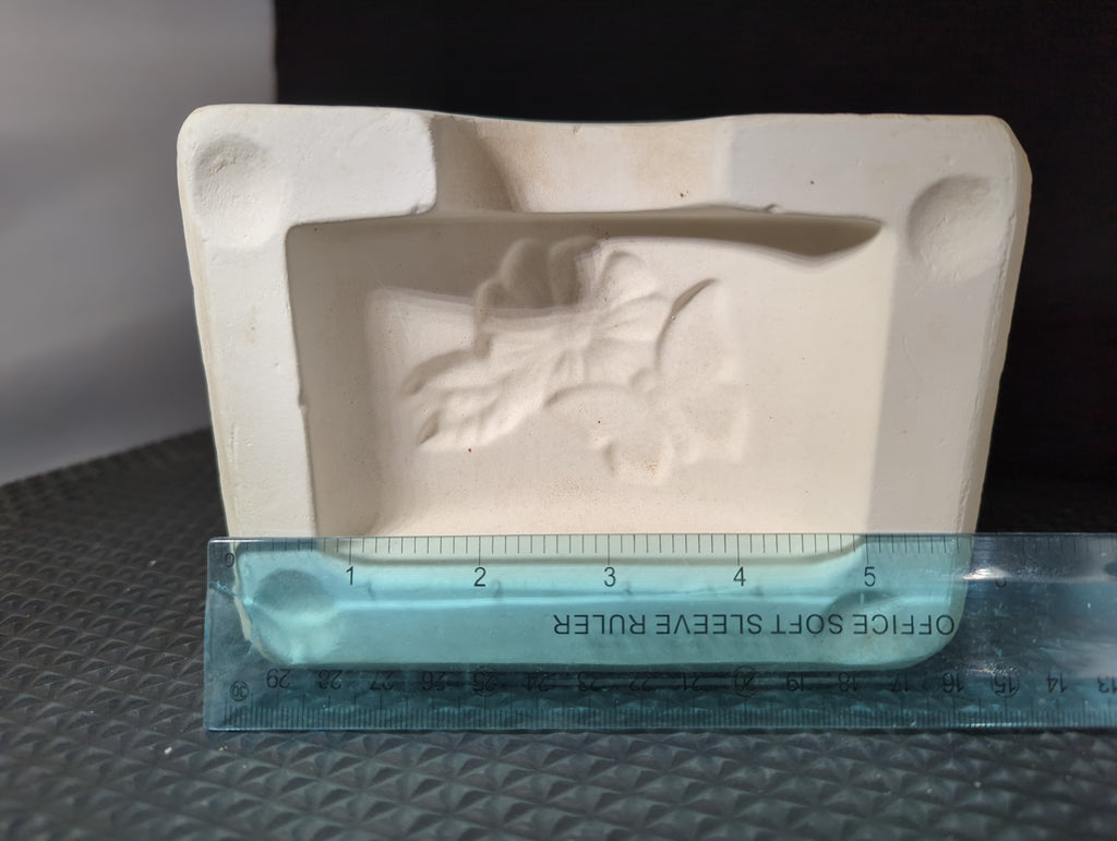 CM0265 - 481 Kitsmiller Toothbrush holder