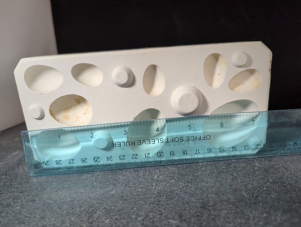 CM0187 - DM 49B Duncan Small Easter Eggs