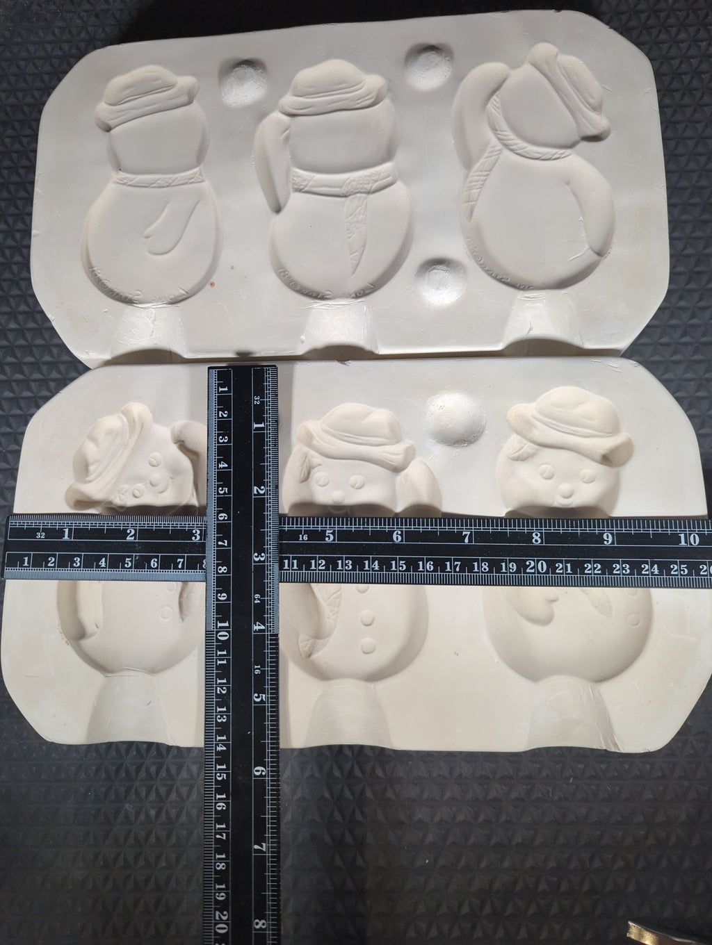 CM1314 - #866 Lonestar 3-Ornaments Snowman Mold