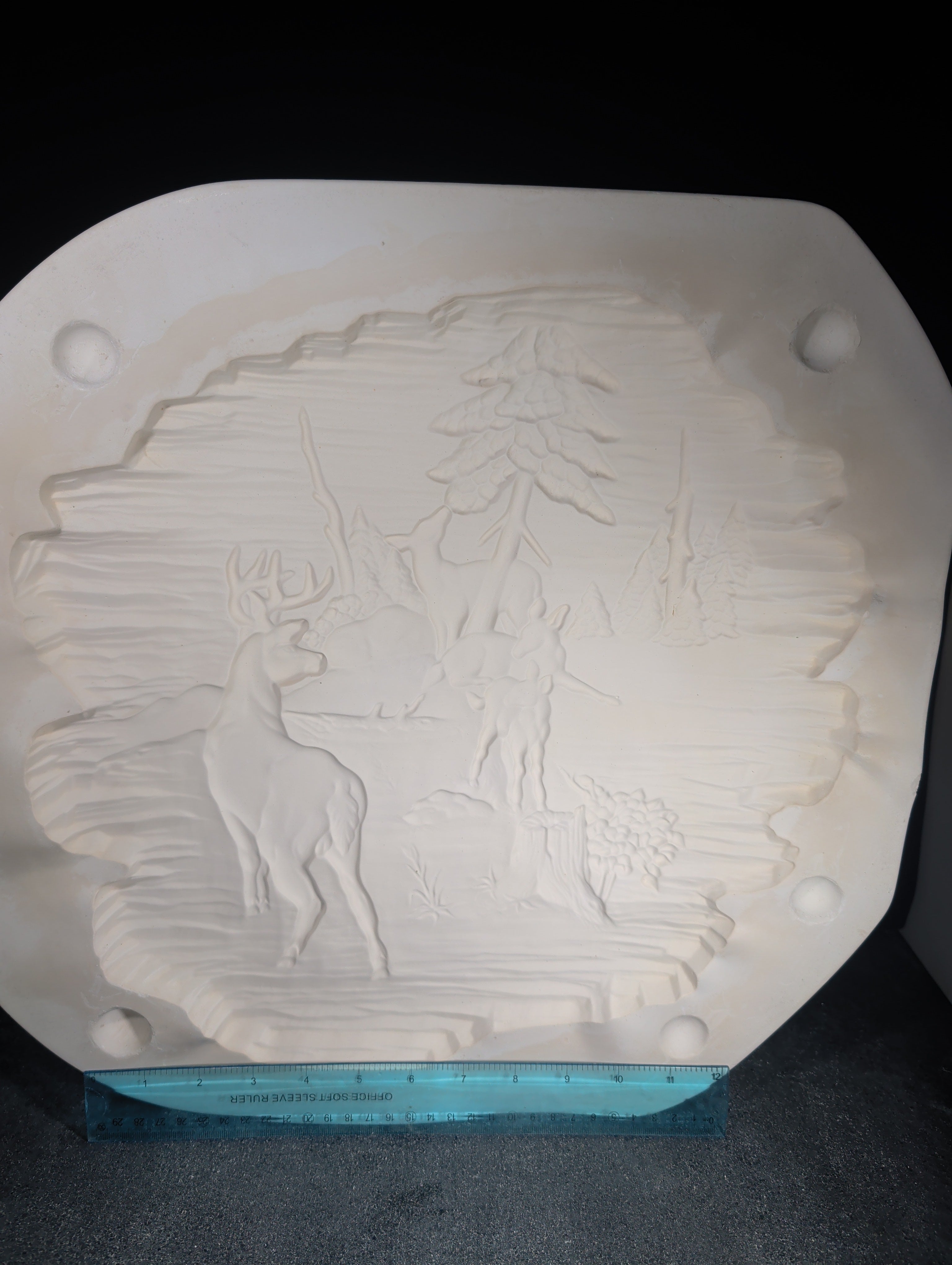 CM0128 - 5205 Macky Deer Wildlife Plaque