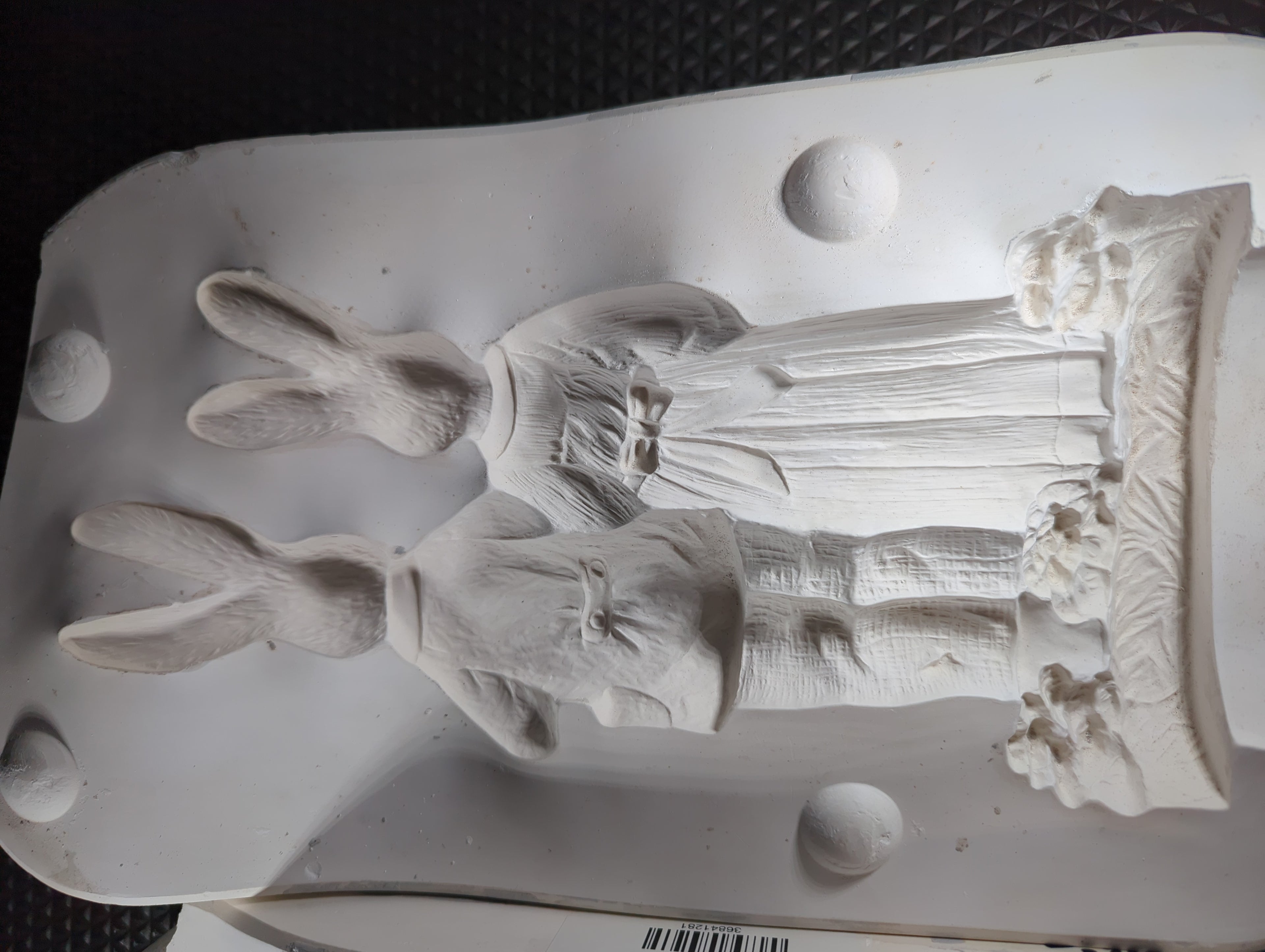 CM0204 - 2756 Kimple Oak Knob Rabbit Kids