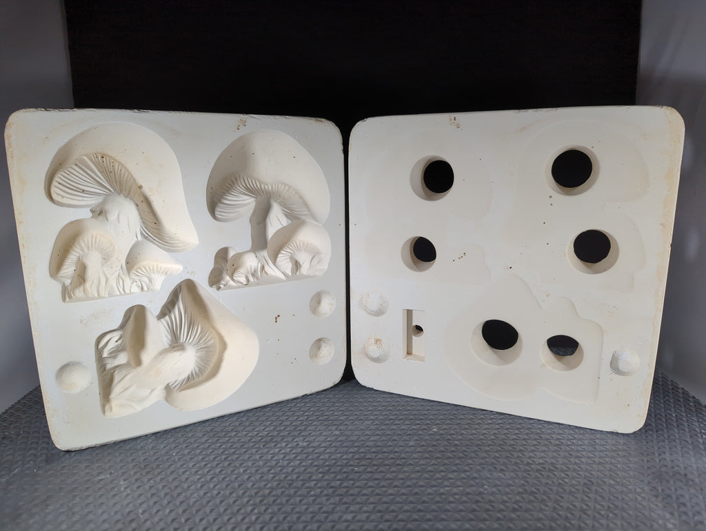 CM1498 - DM-441A Duncan Mushroom Wall Decor Mold **Rare**