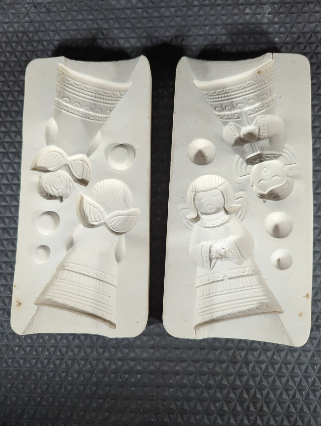 CM1306 - DM-962A Duncan 2 Choir Singers Mold