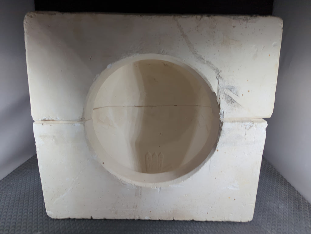 CM1536 - Homemade Thunderbird Planter Mold