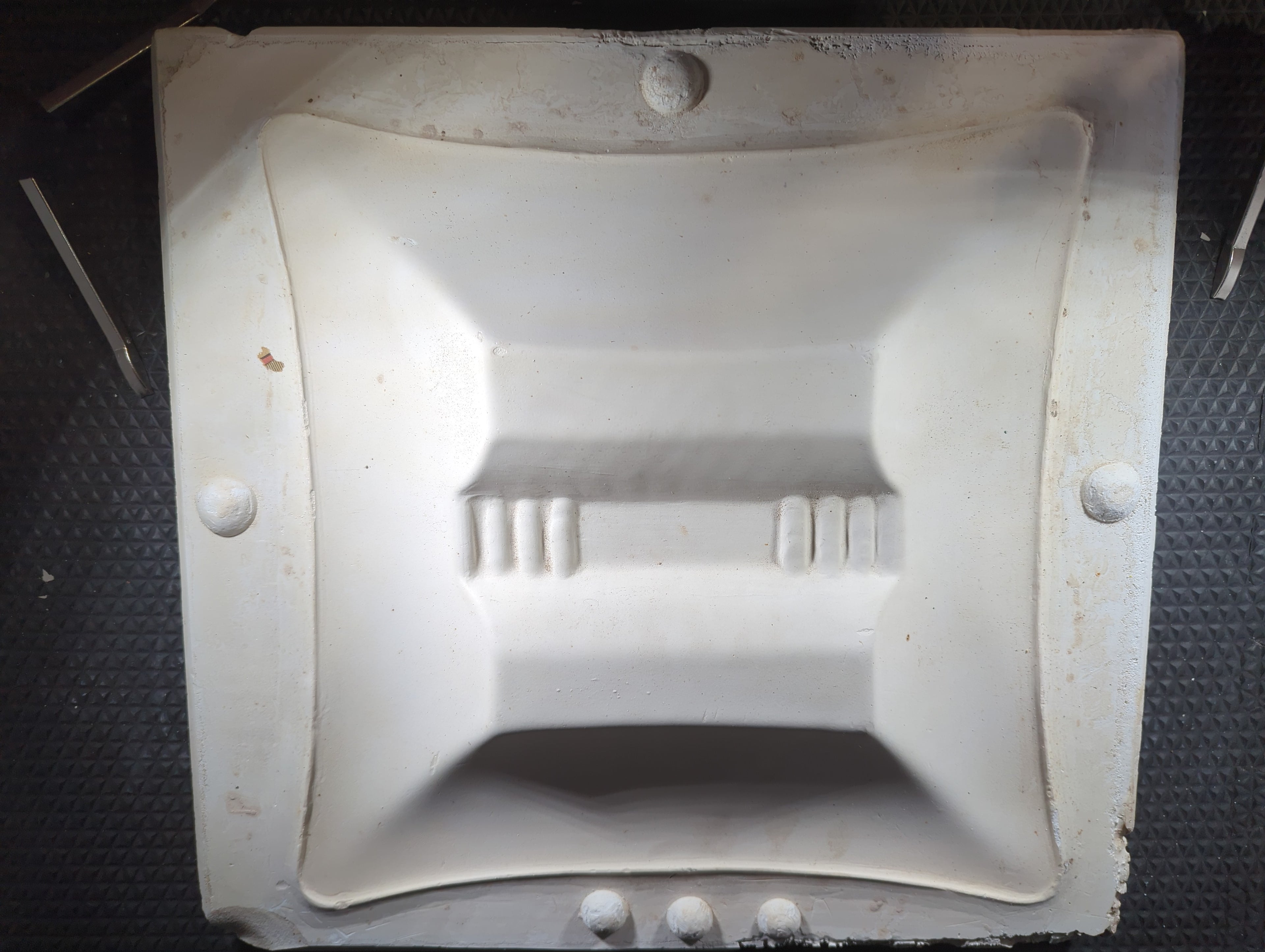 CM0683 - Ashtray Large