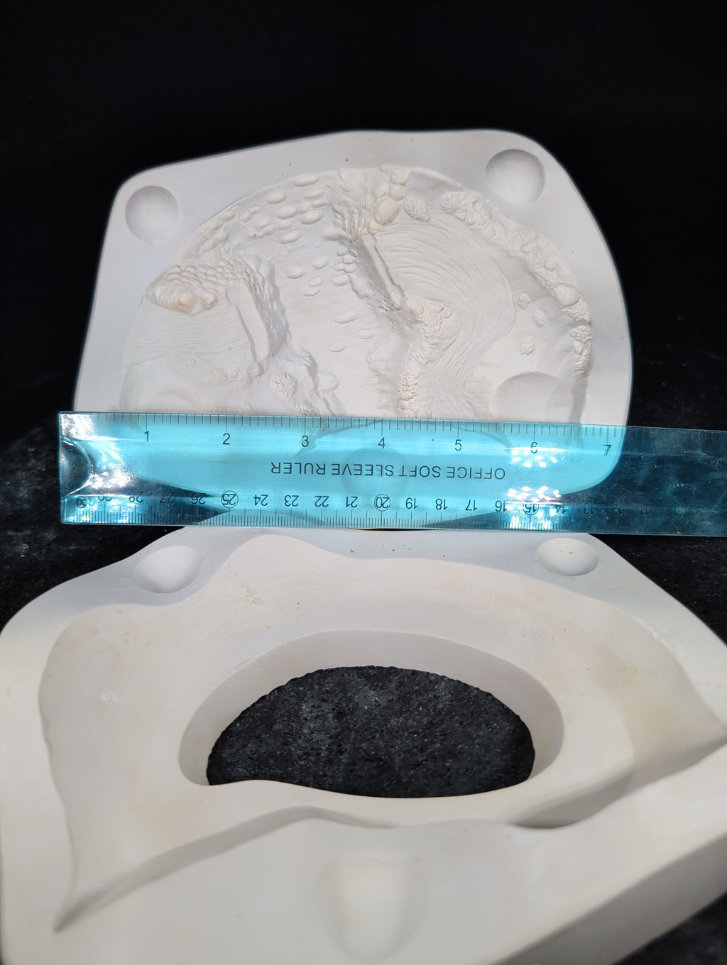 CM0010 - H516A Hershey  Large Round Ornament w-Covered Bridge, horse, sleigh & truck mold