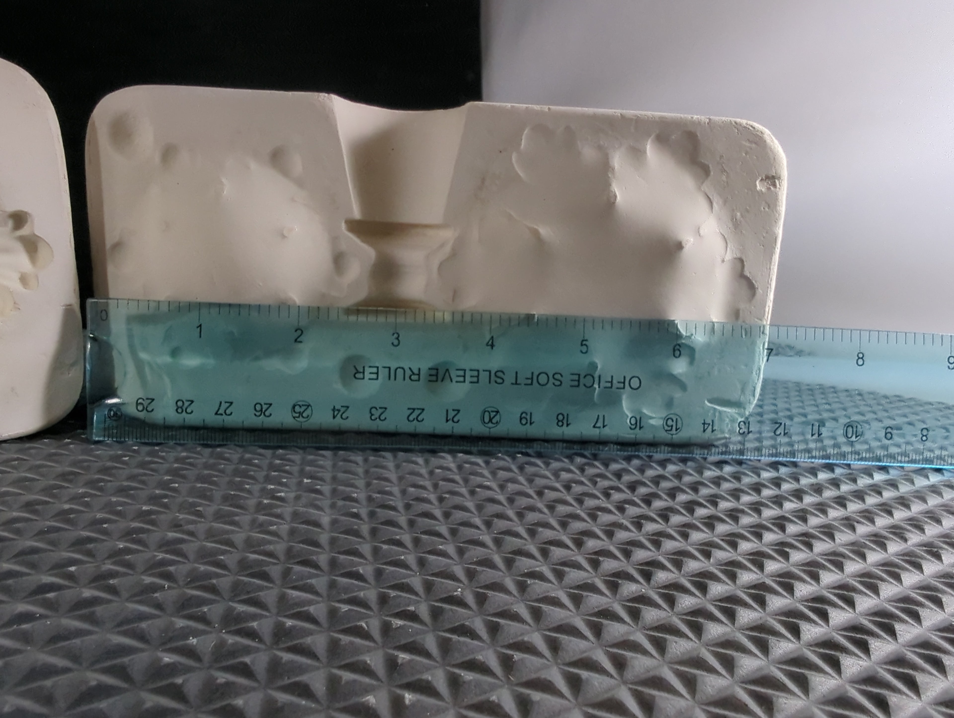 CM0498 - SM-1043A Duncan Egg Stand