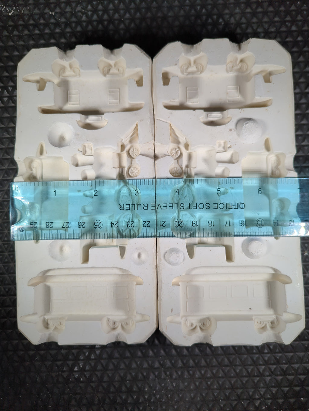 CM0239 - DM 407A Duncan Train