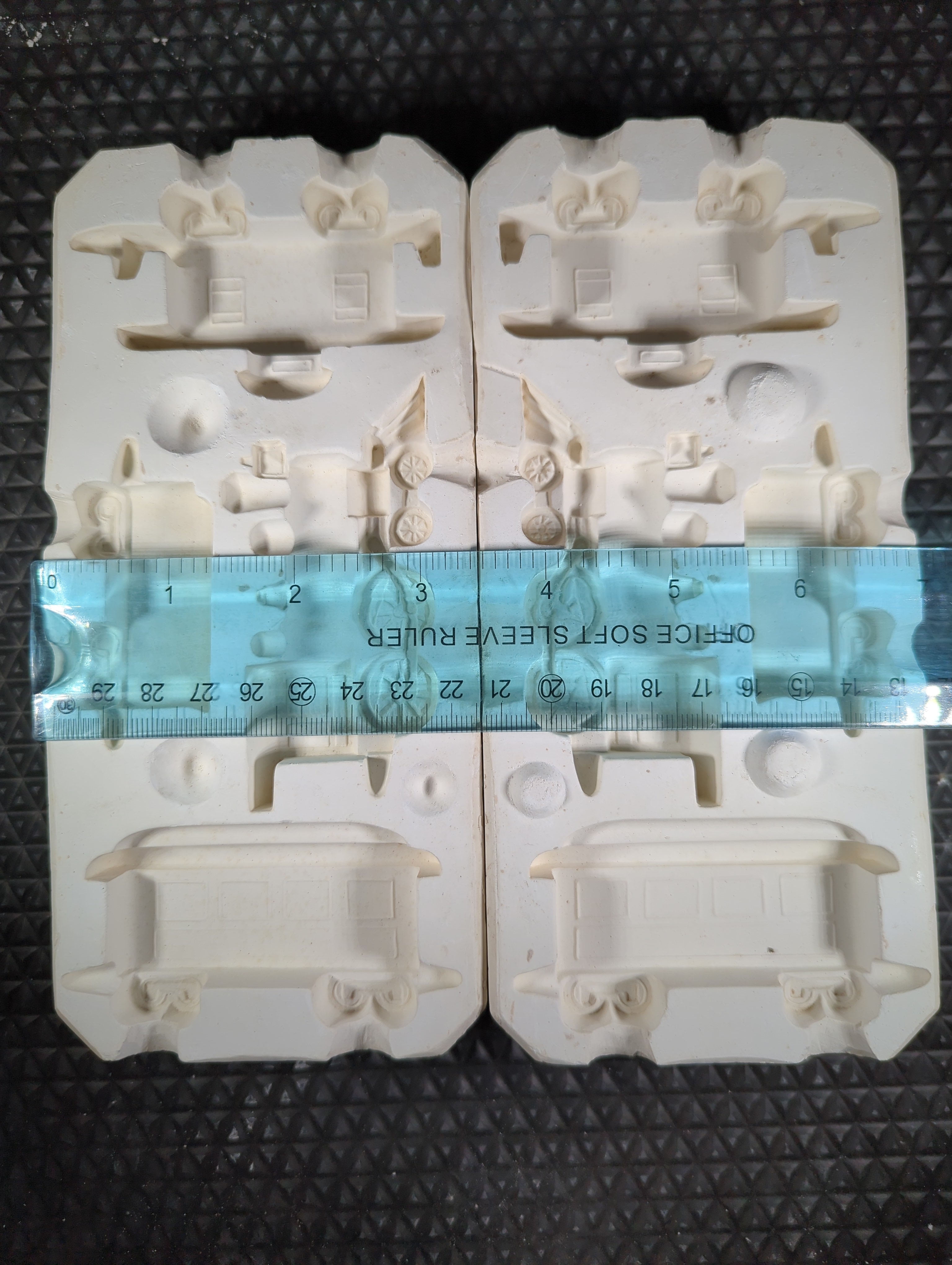 CM0239 - DM 407A Duncan Train