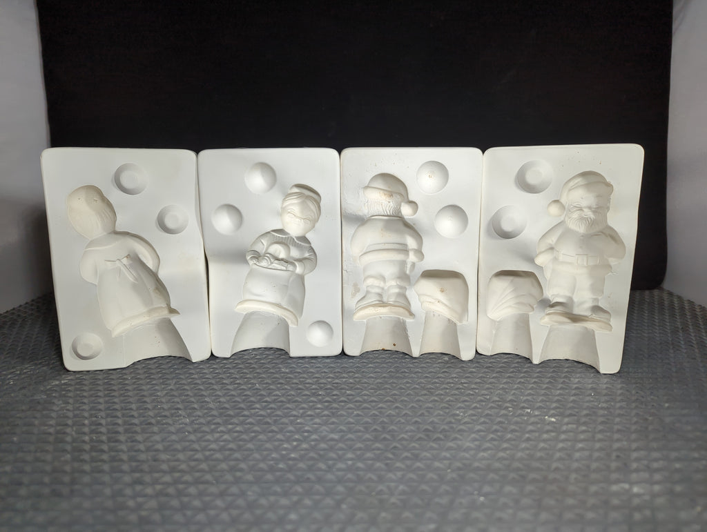 CM1369 - HM123 & HM124 Duncan Santa and Mrs Clause (2Pcs) Mold