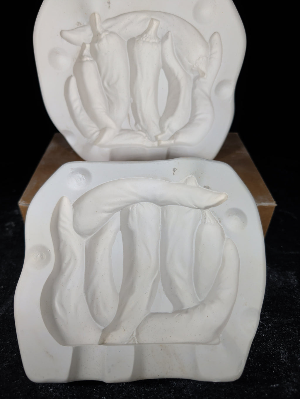 CM0060 - NM 2173 Nowell's Chili Pepper Napkin Holder