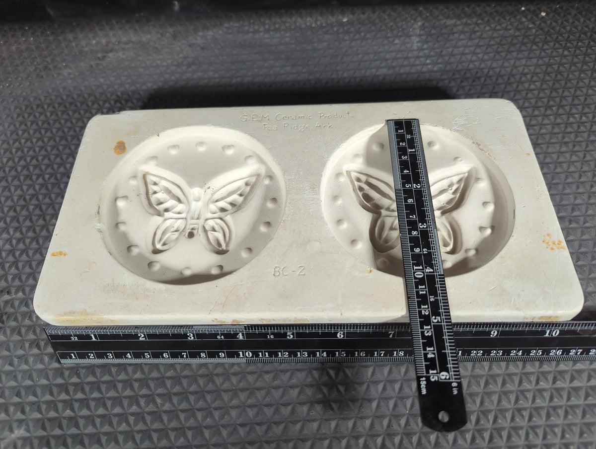 CM1297 - BC-2 GEM Butterfly Round Tile (2) Mold