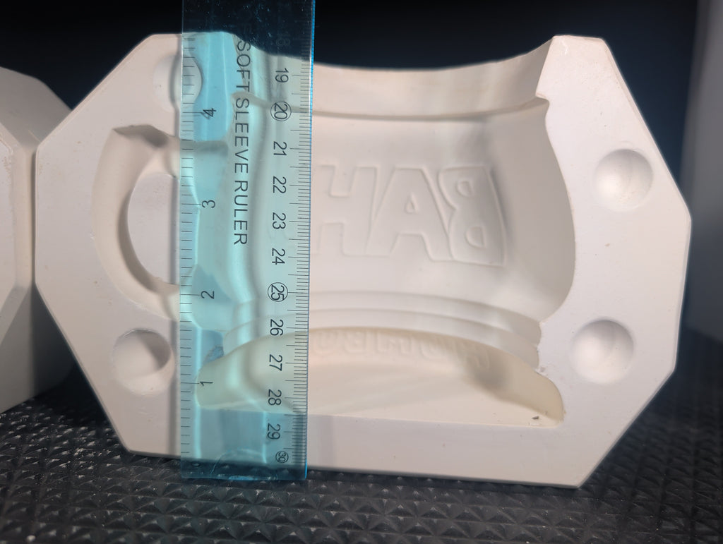 CM0225 - DM 65C Duncan Bah Humbug Mug
