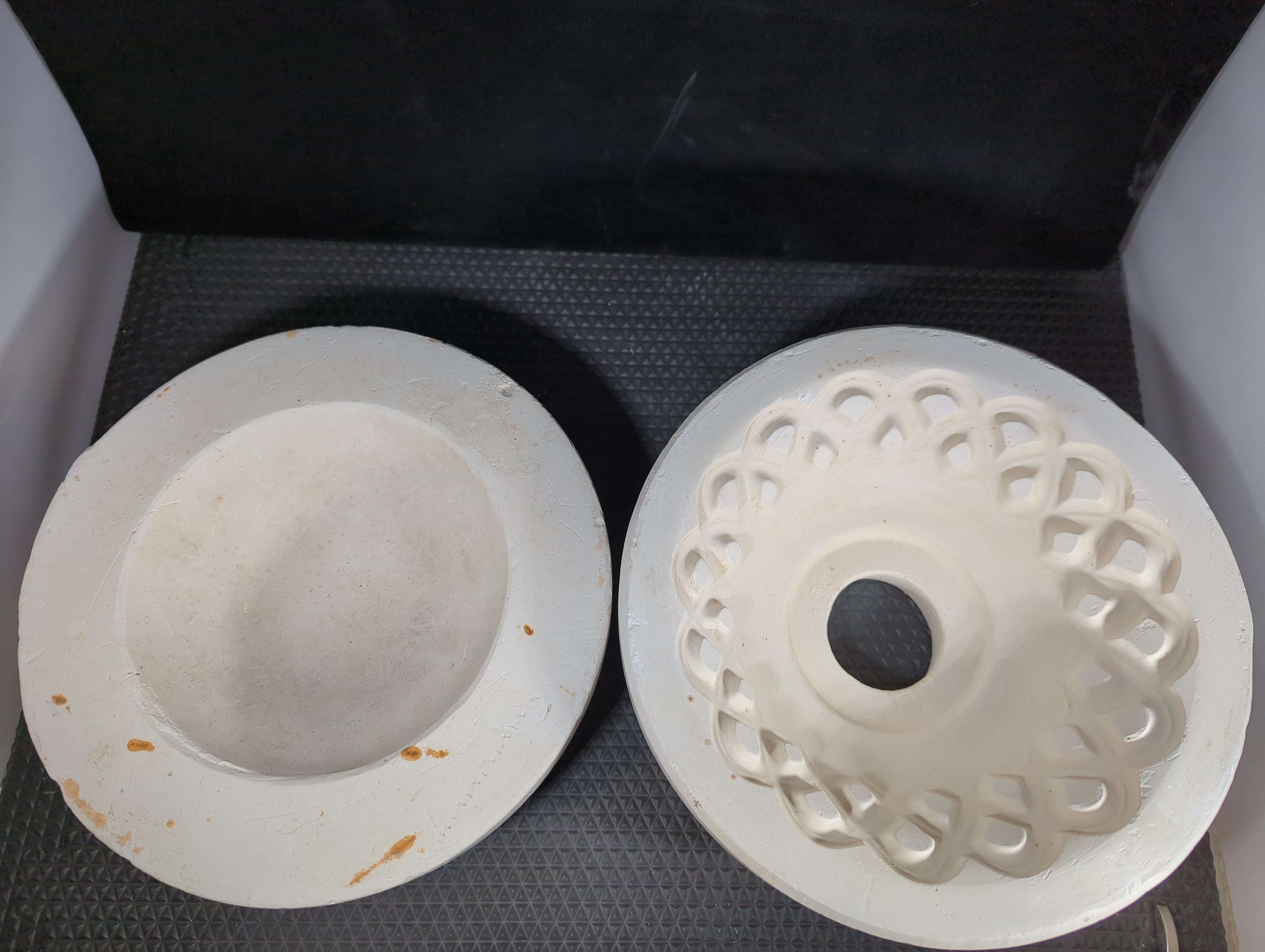 CM0505 - U-94 Jamar Mallory Filigree Bowl