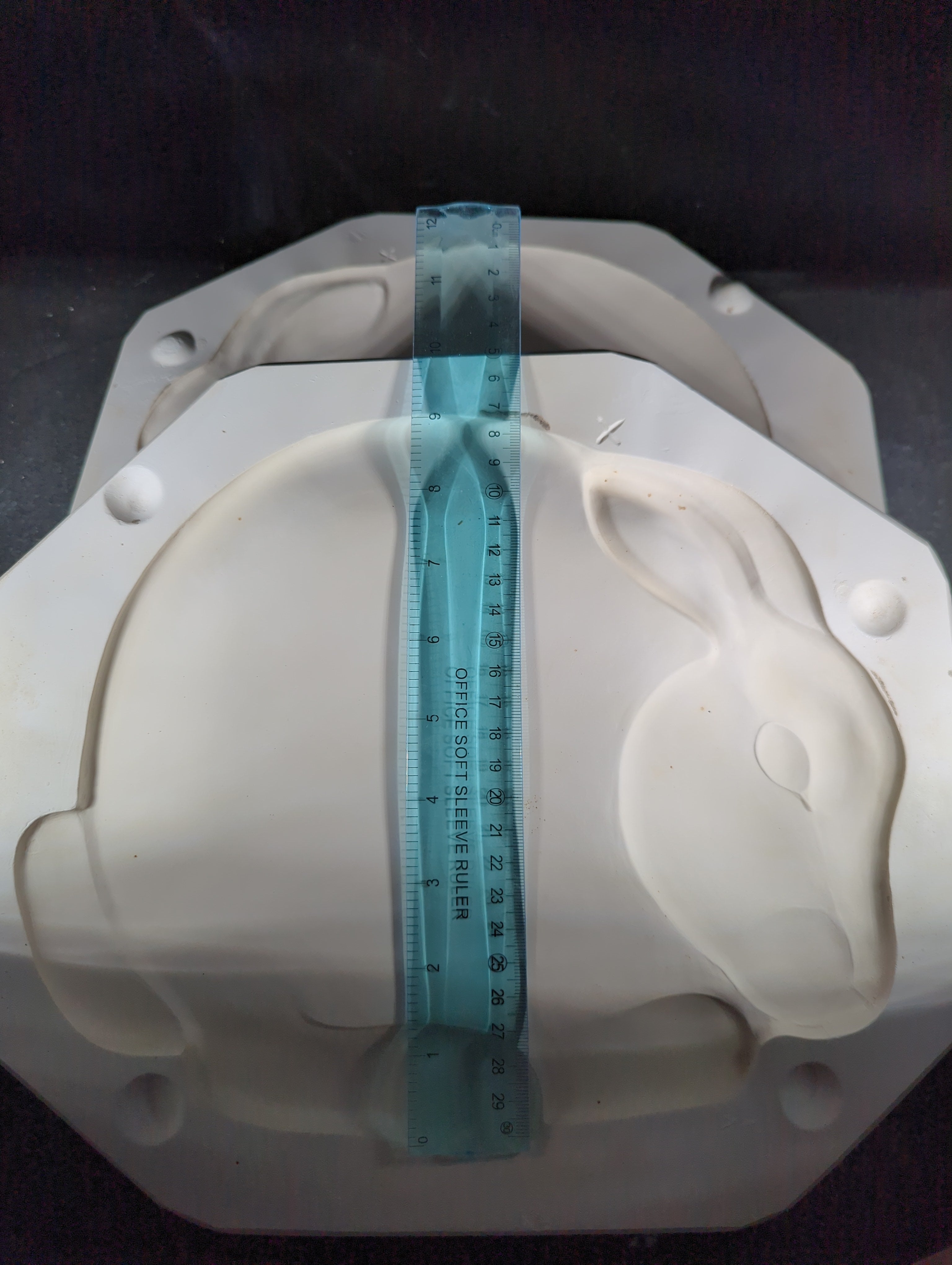 CM0180 - 1260 Booth Bunny Plate Large