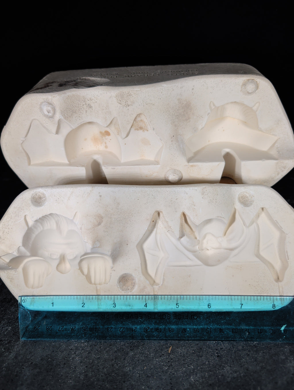 CM0051 - S-22 SCIOTO Halloween Creeper Peeper