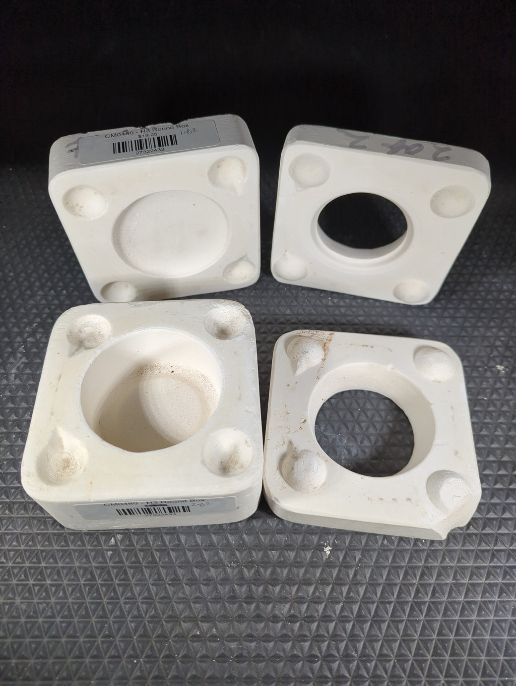 CM0480 - H3 Round Box