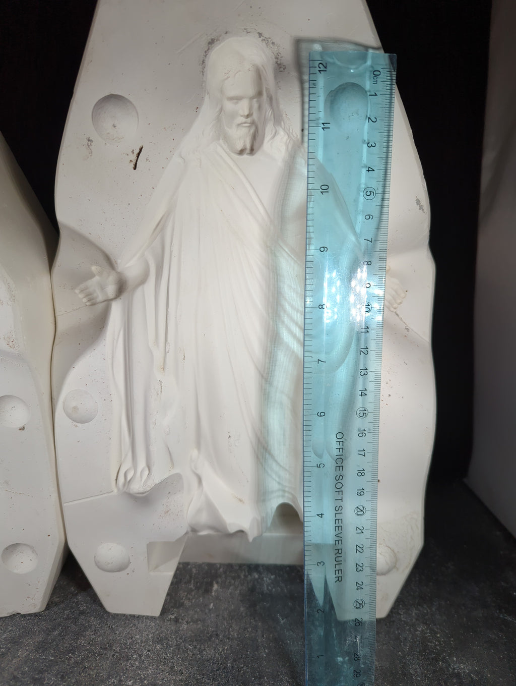 CM0118 - B694 Byron Mold Risen Christ