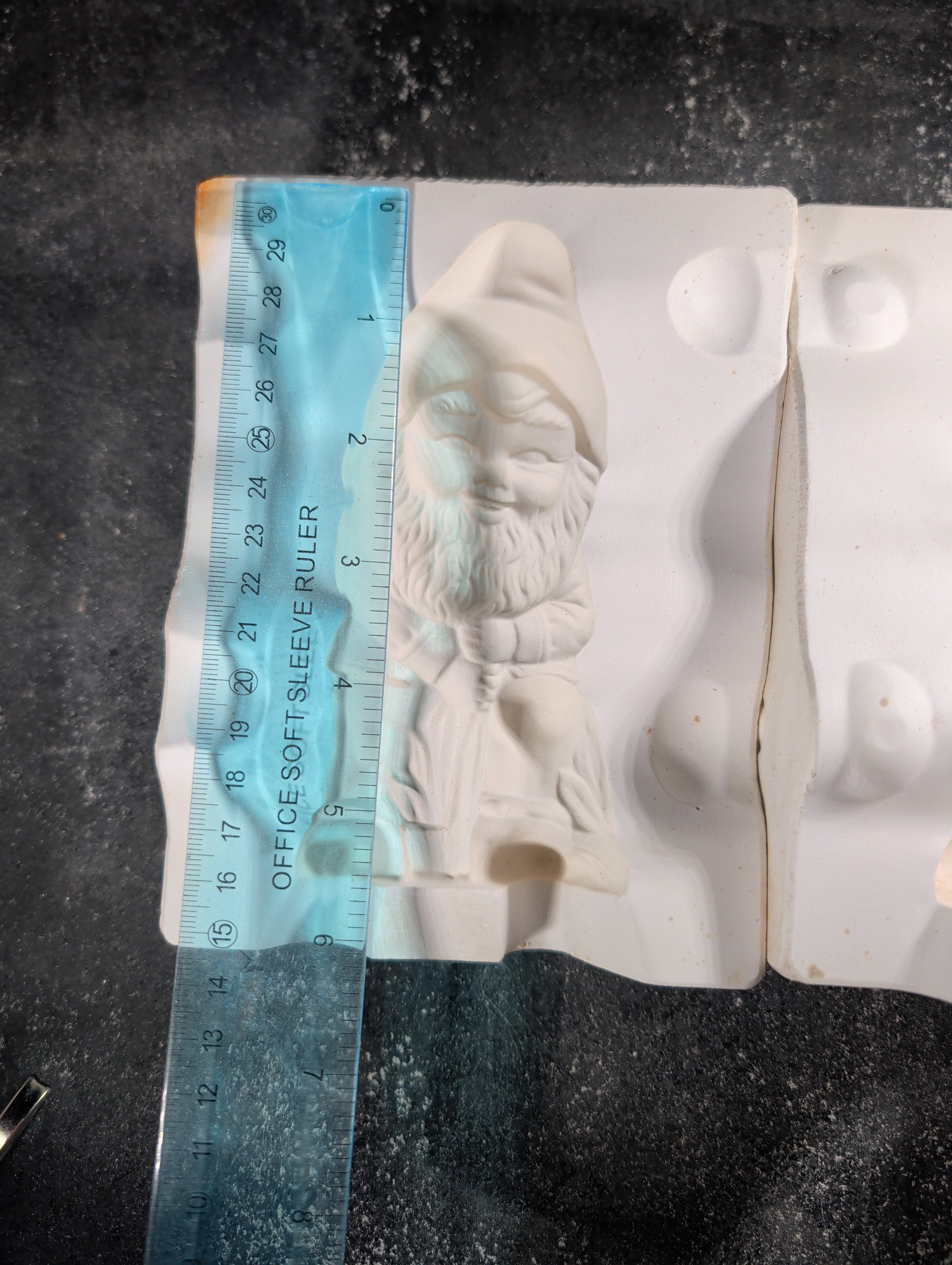 CM0124 - A-38 Alberta Gnome with Shovel