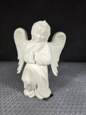 CM1487B4 - Kneeling Angel Low Fire Bisque