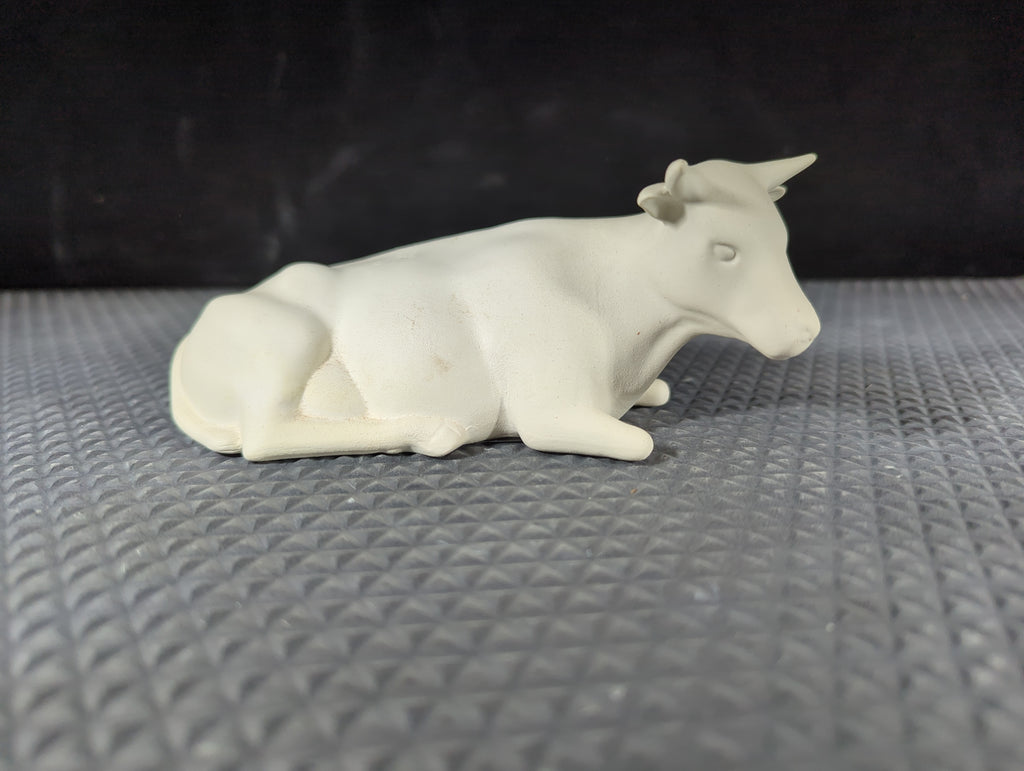 CM1498B - Atlantic Nativity Cow Low Fire Bisque