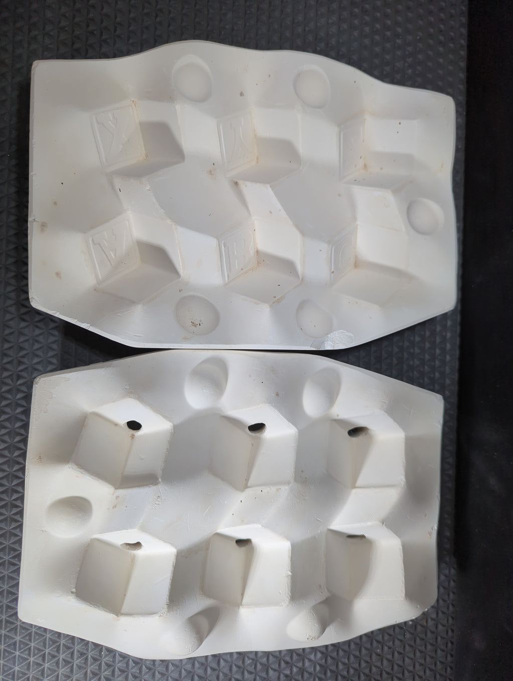 B48 Byron Molds ABC Blocks plaster casting mold, listed as used, good condition
