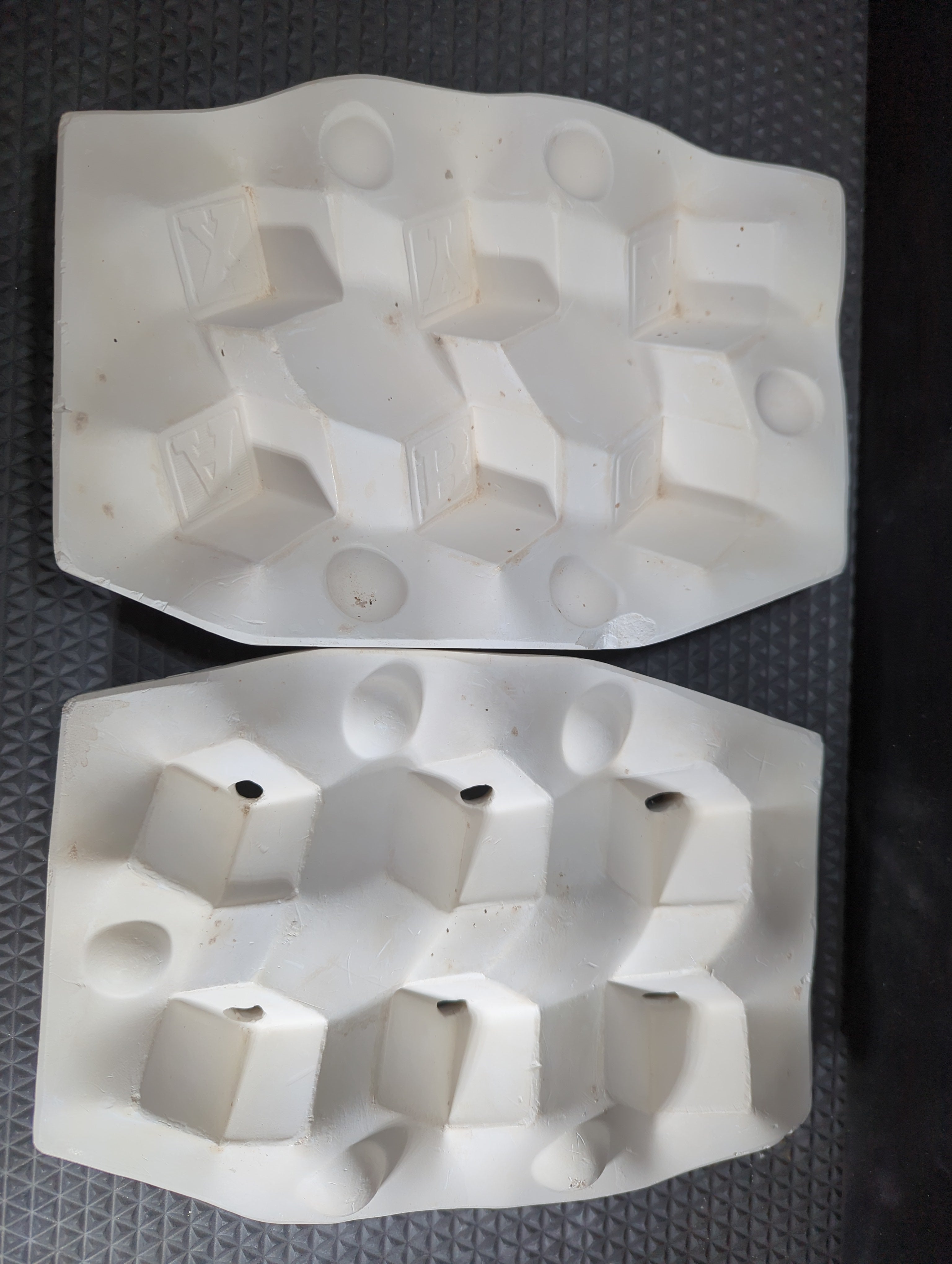 CM0707 -B48 Byron Molds ABC Blocks