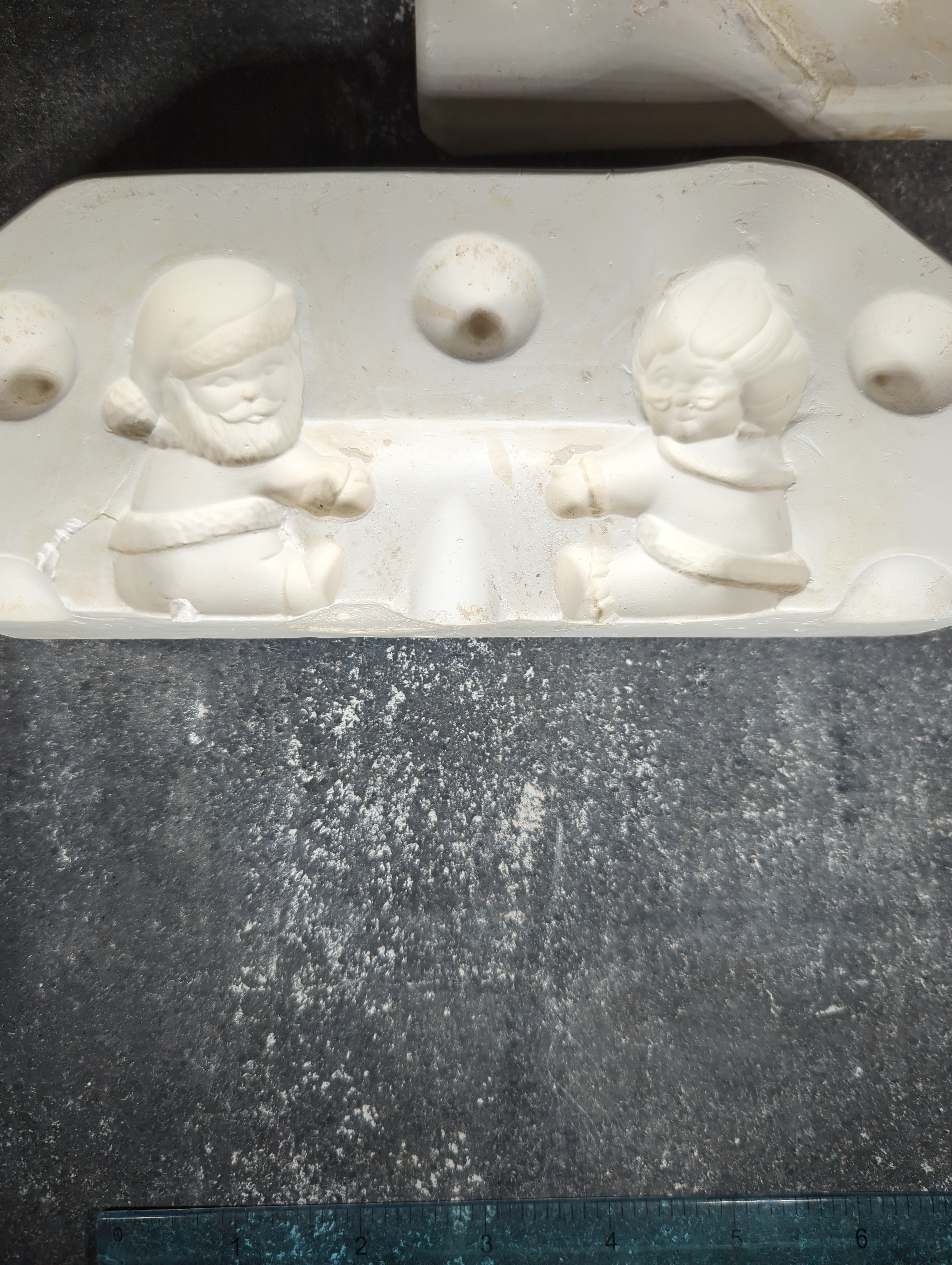 CM0117 - S-297 Scioto Mr. & Mrs. Santa