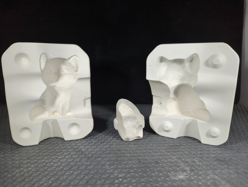 CM1326 - 338 Riverview Fox Mold