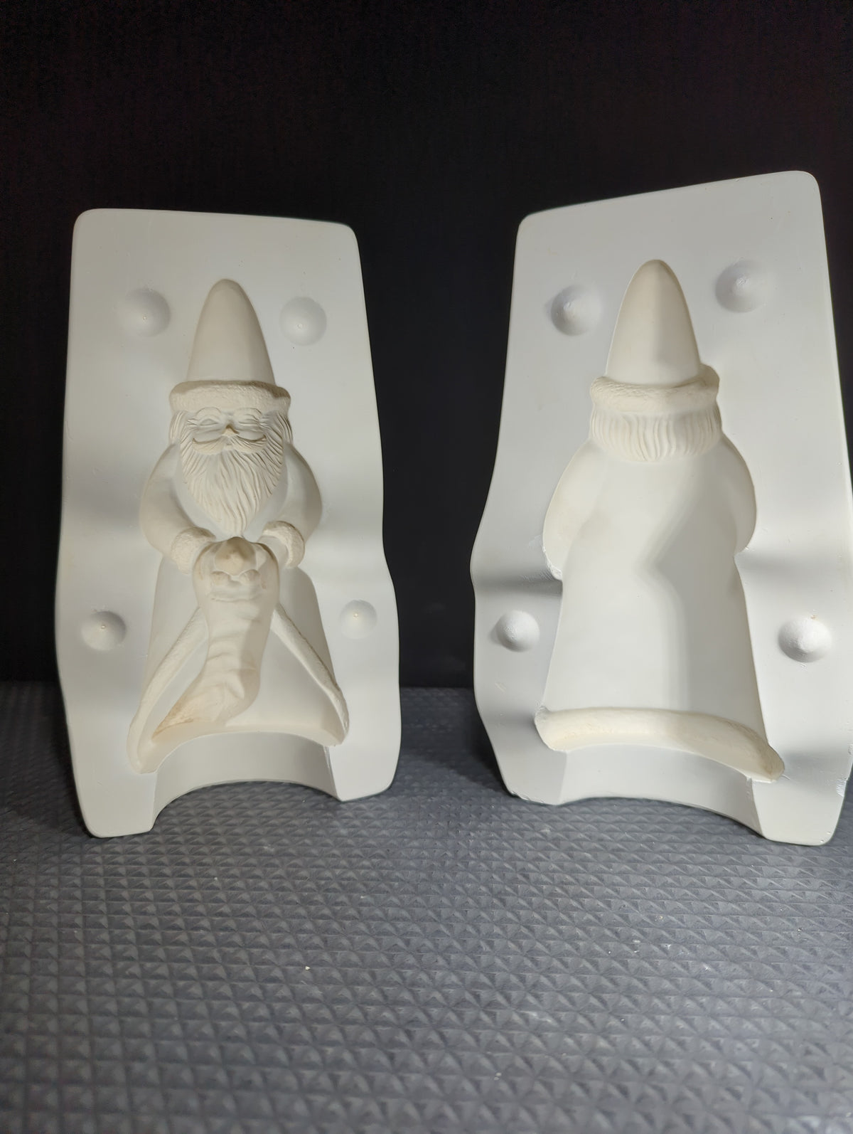 CM1372 - C-2242 Ceramichrome Sock N' Rabbit Sana
