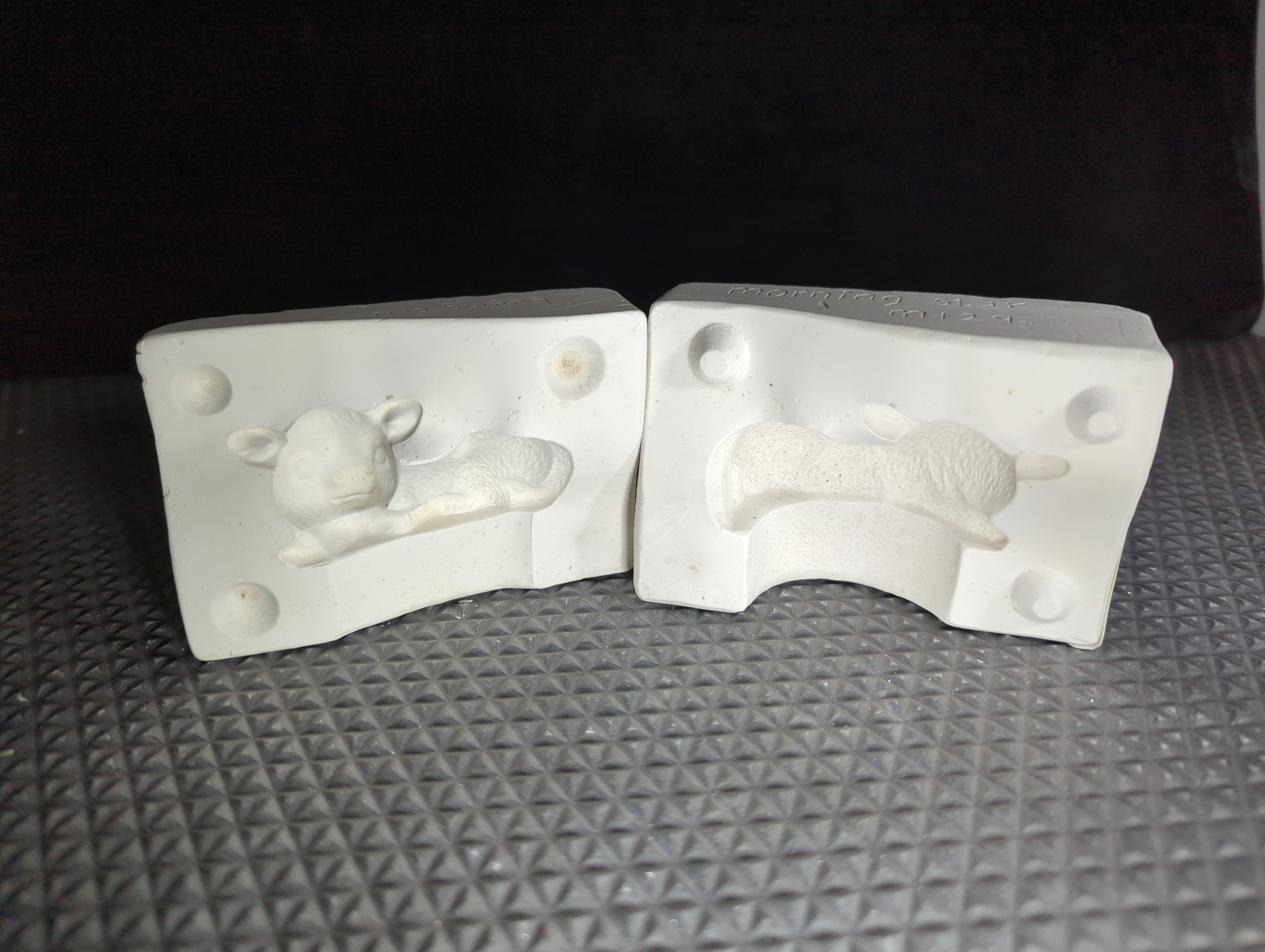 CM0399- M129 Morning Star Laying Cow