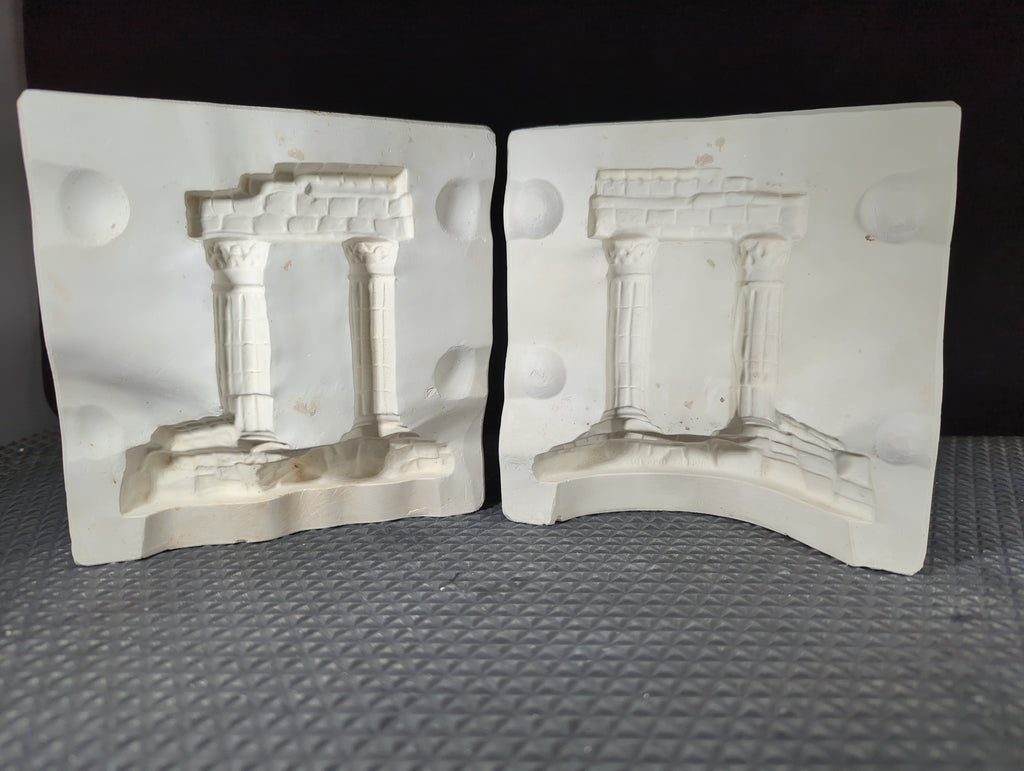CM1561 - A-16 Alberta Mold Roman Column Mold