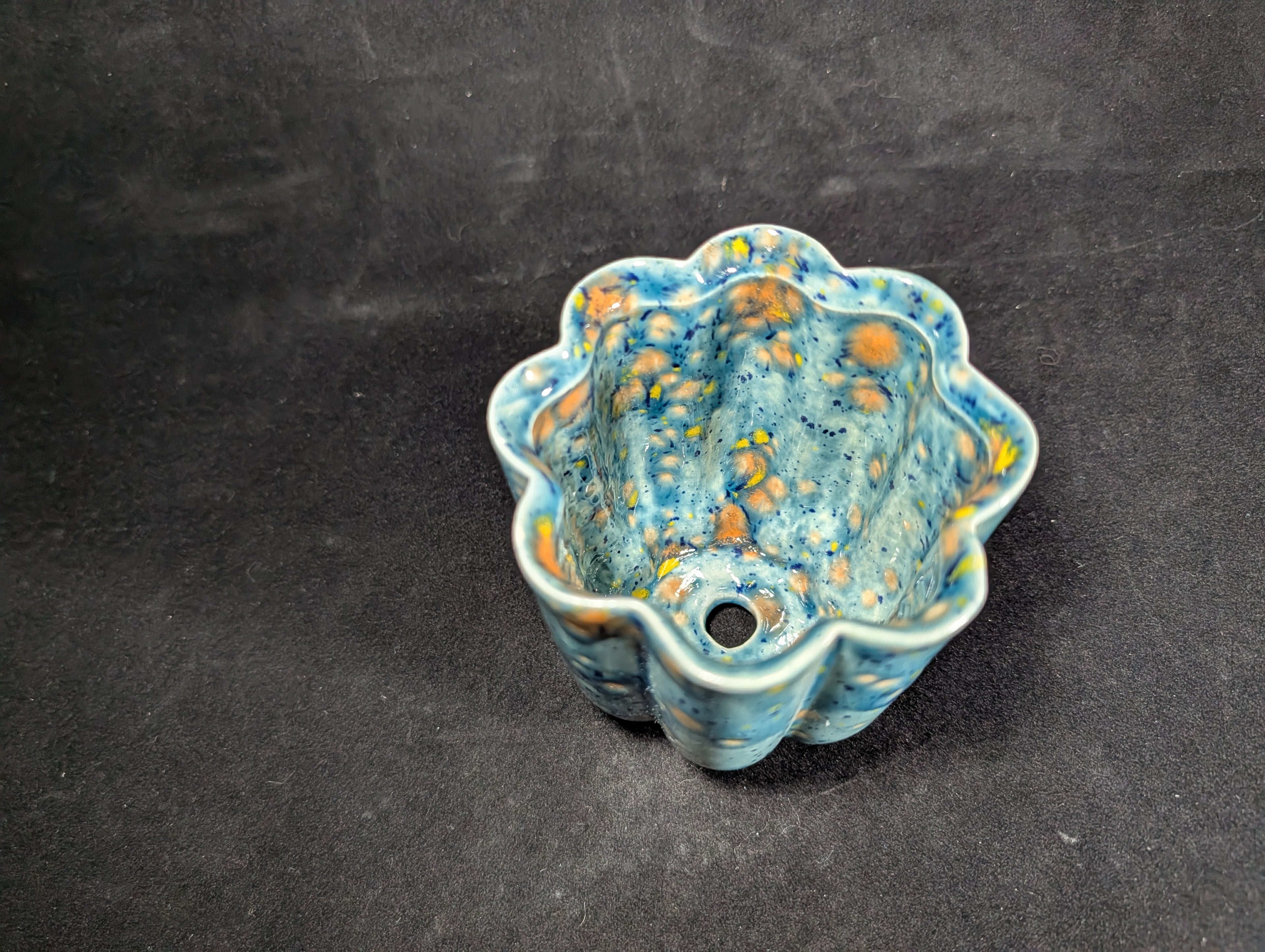 CMA0082 - Blue Planter by Hyerin