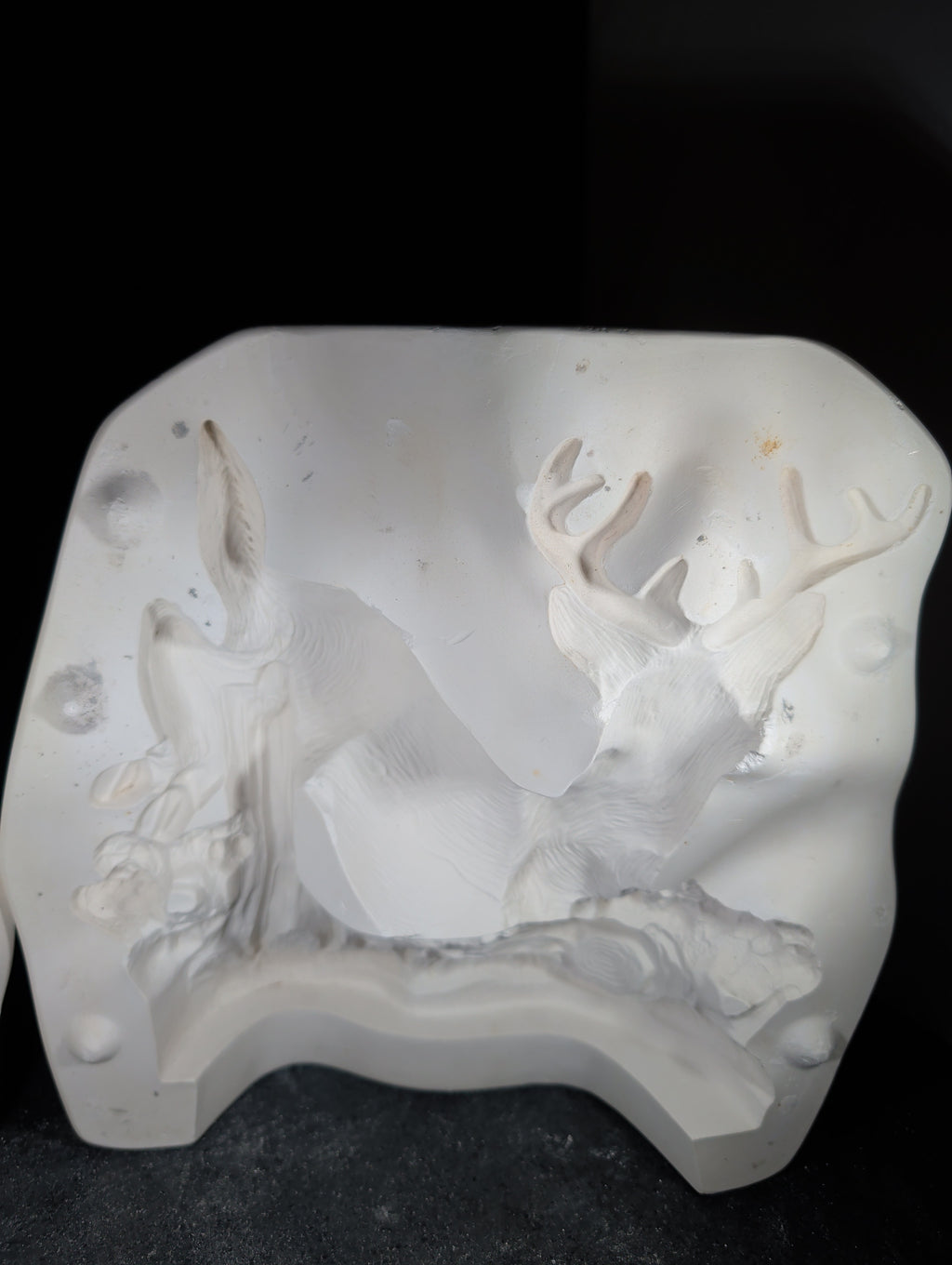 CM0079 - C-1021 Ceramichrome Buck Deer