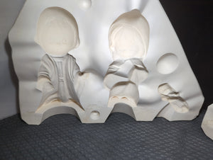 CM1268 - DM 65D Duncan Sweet Pretenders Nativity Scene - Mary, Joseph and Baby Mold 1 of 6